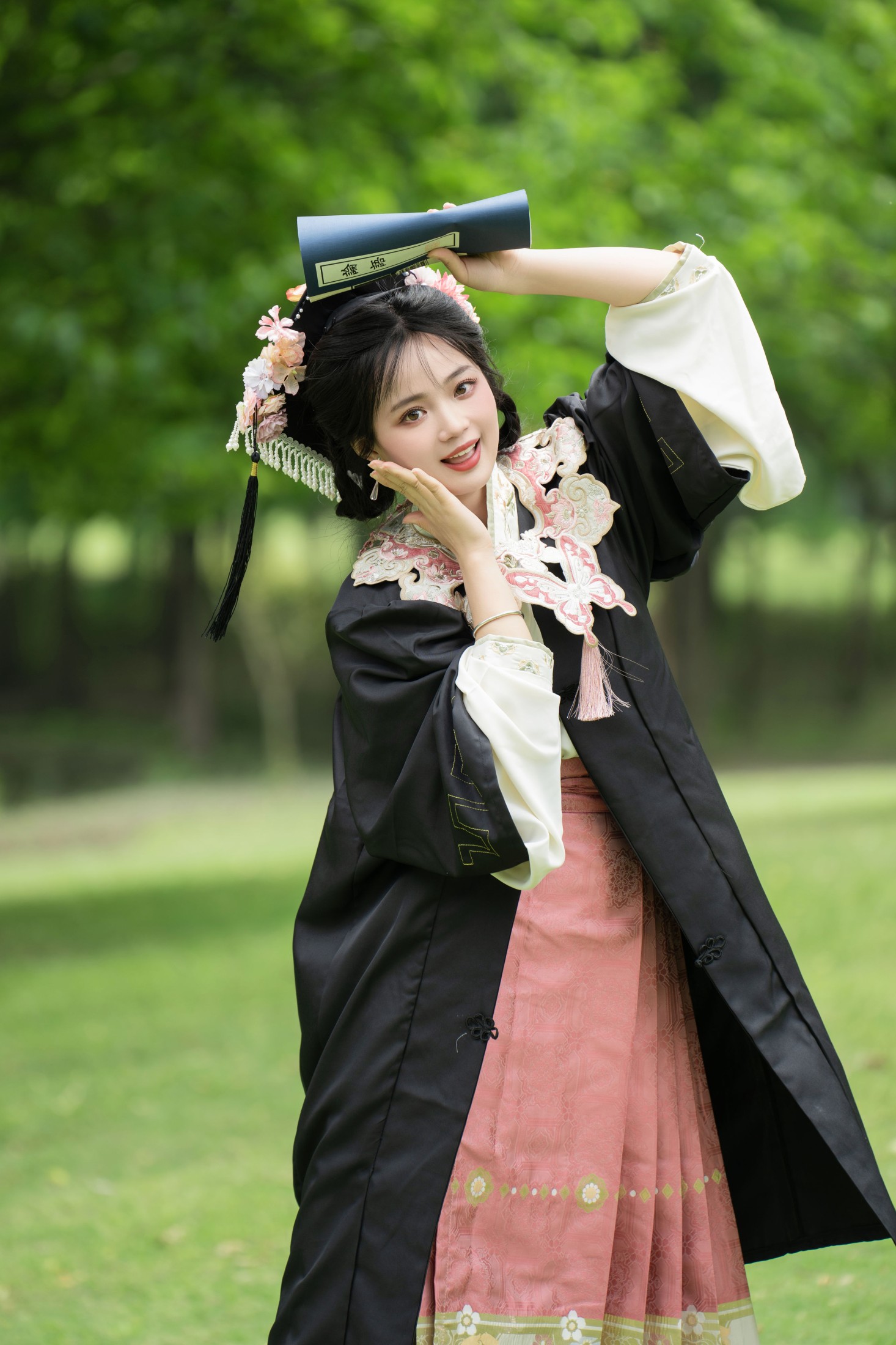 图片[8] - 小欧O - 《更适合中国人的学士服》[26P] - 机器猫次元 - 机器猫次元
