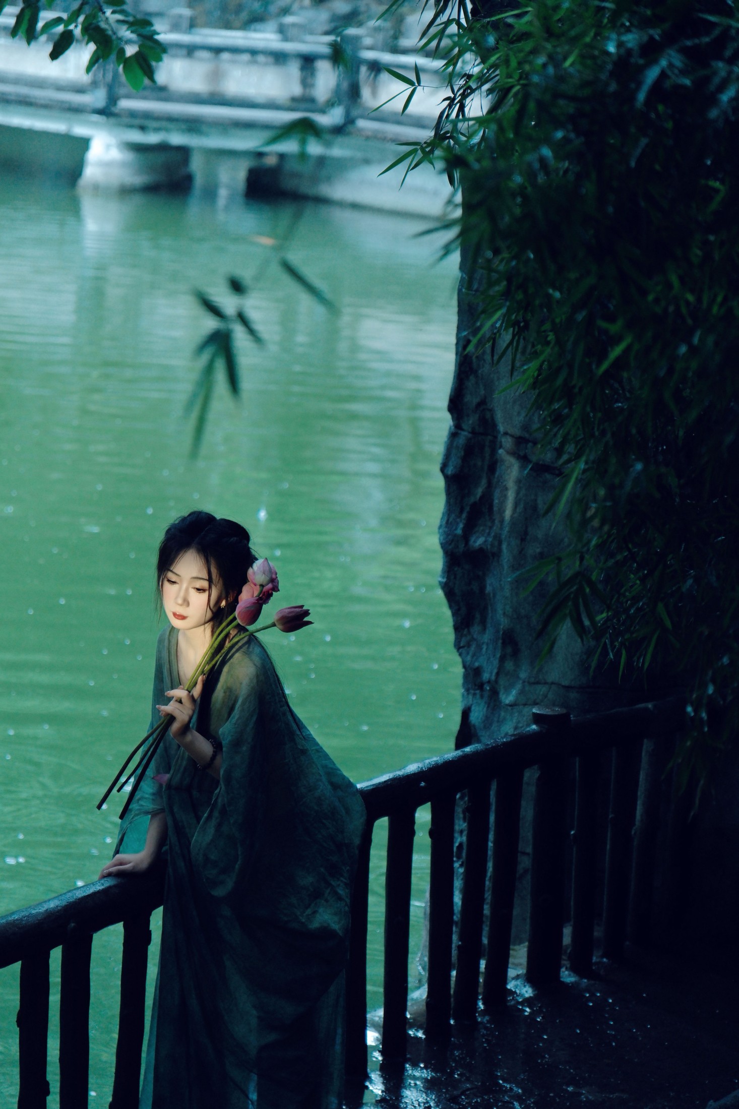 图片[5] - 文鱼 - 《雨中荷》[21P] - 机器猫次元 - 机器猫次元
