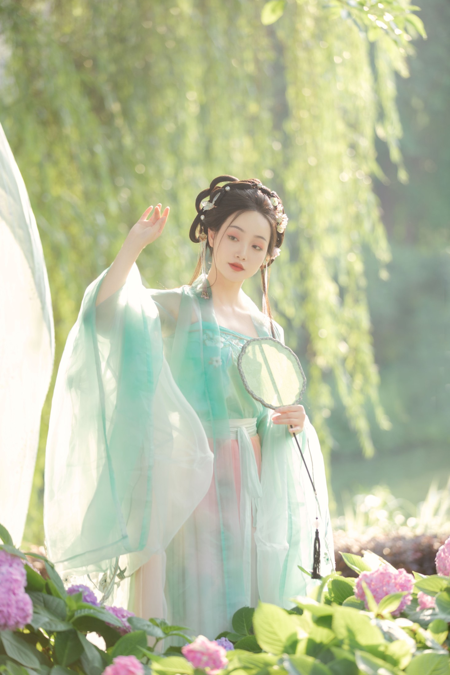 图片[8] - 凌子兮 - 《繁景琼花》[21P] - 机器猫次元 - 机器猫次元