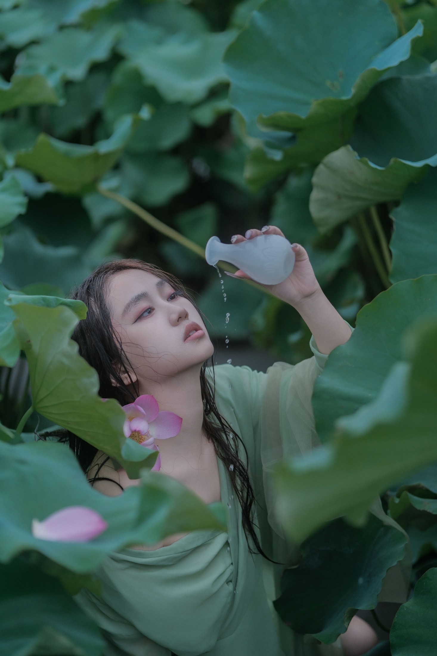 图片[8] - 乐乐 - 《雨荷》[22P] - 机器猫次元 - 机器猫次元