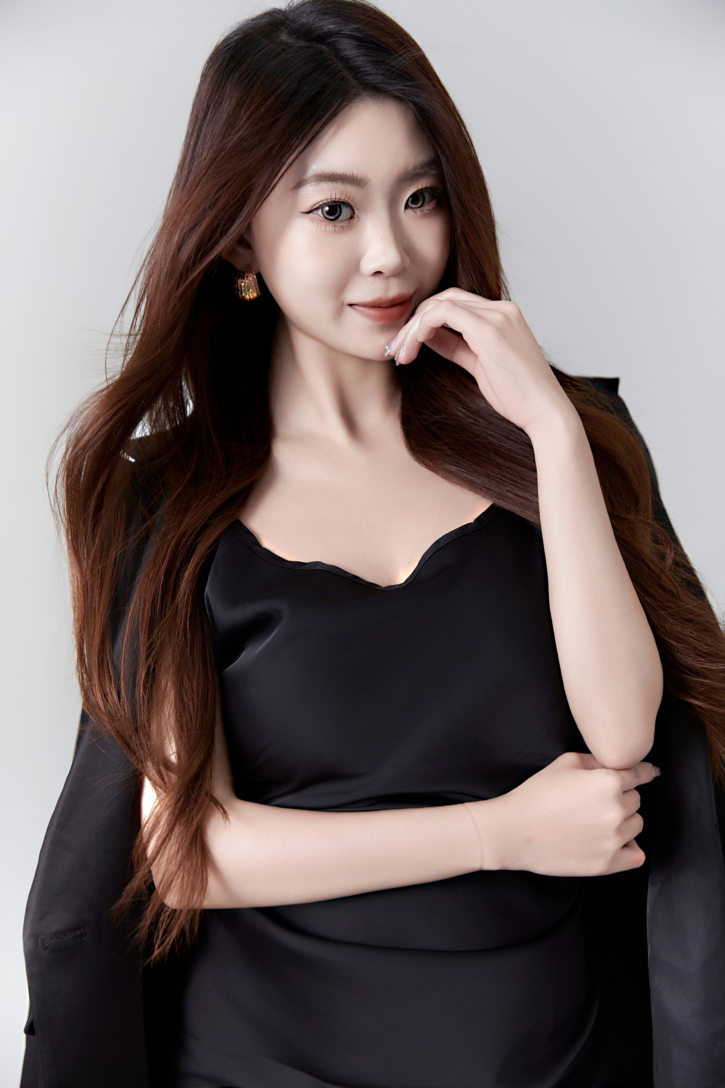 图片[7] - CARLEE是77呀 - 《黑色西装写真》[22P] - 机器猫次元 - 机器猫次元