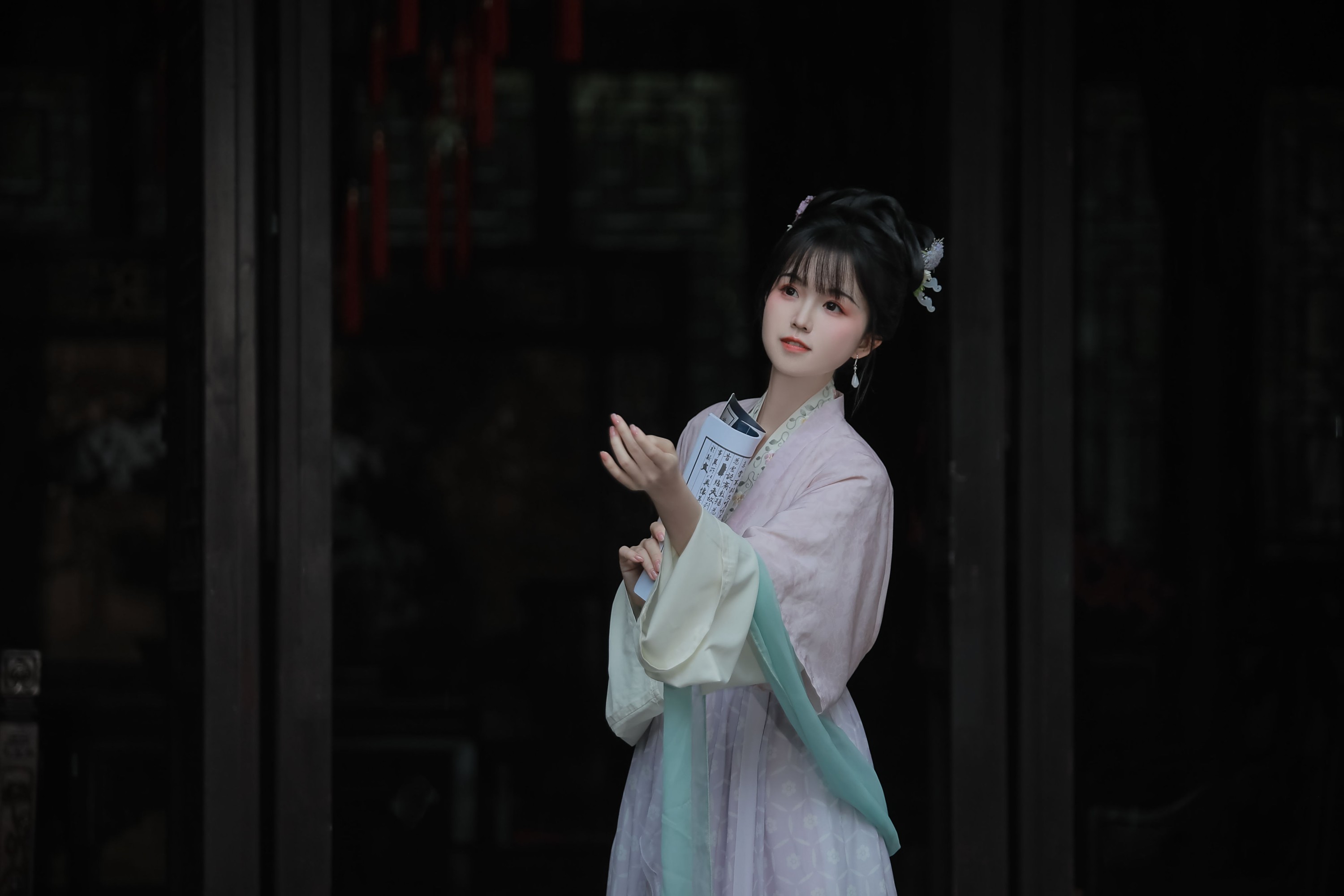 图片[8] - 荔枝 - 《红楼看雨》[24P] - 机器猫次元 - 机器猫次元
