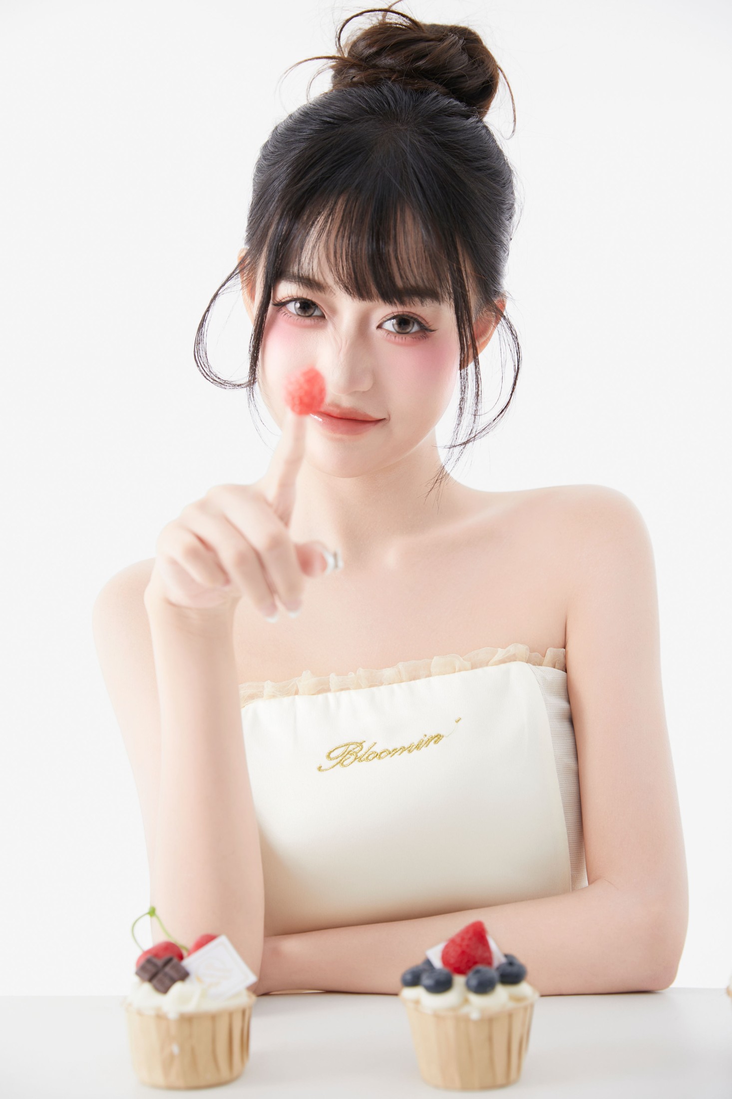 图片[7] - 菠萝包 - 《白色蛋糕肖像》[22P] - 机器猫次元 - 机器猫次元