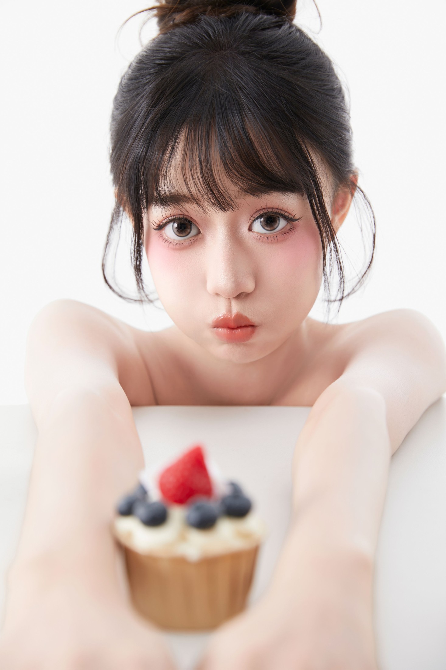 图片[5] - 菠萝包 - 《白色蛋糕肖像》[22P] - 机器猫次元 - 机器猫次元