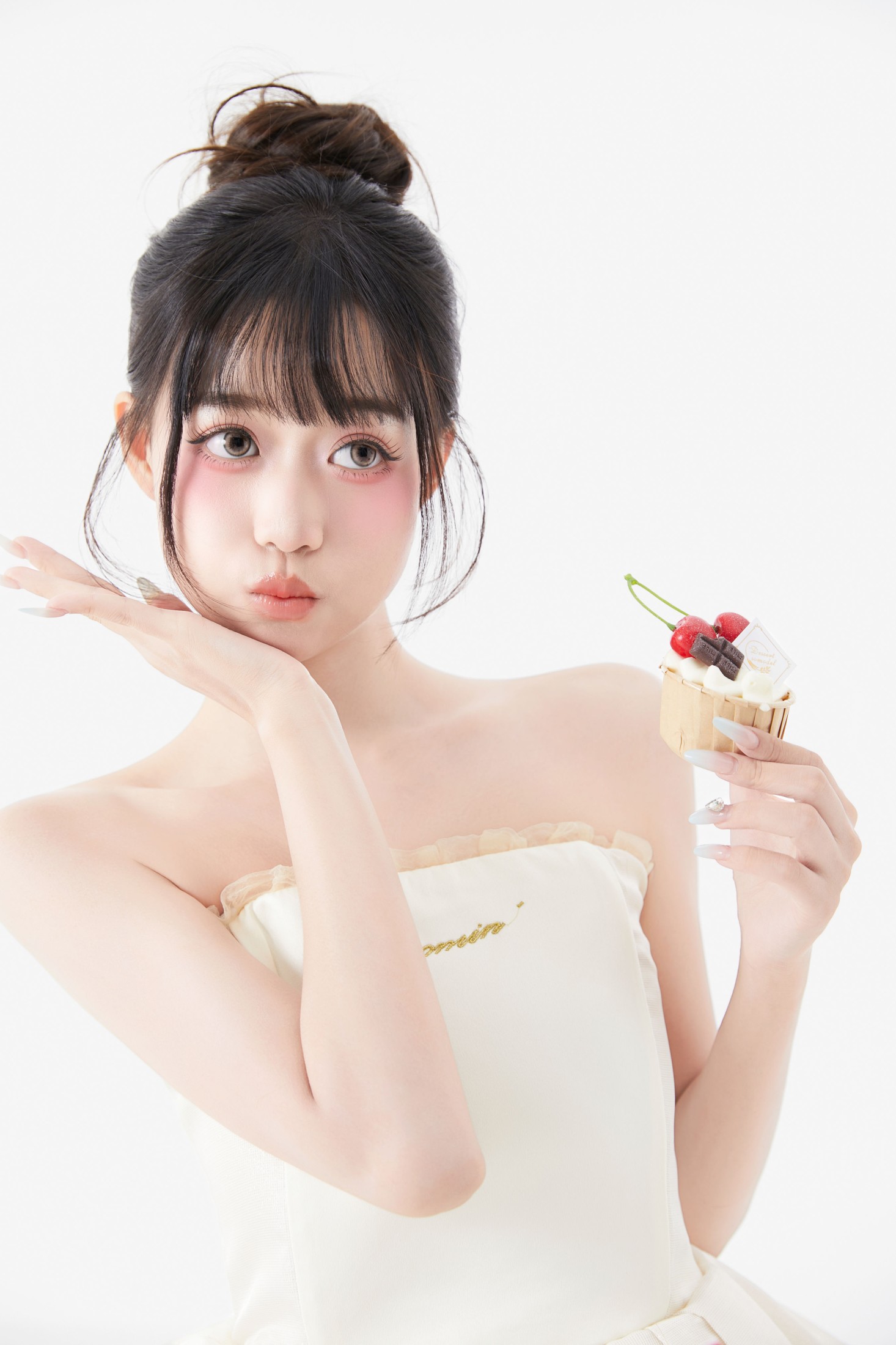图片[6] - 菠萝包 - 《白色蛋糕肖像》[22P] - 机器猫次元 - 机器猫次元