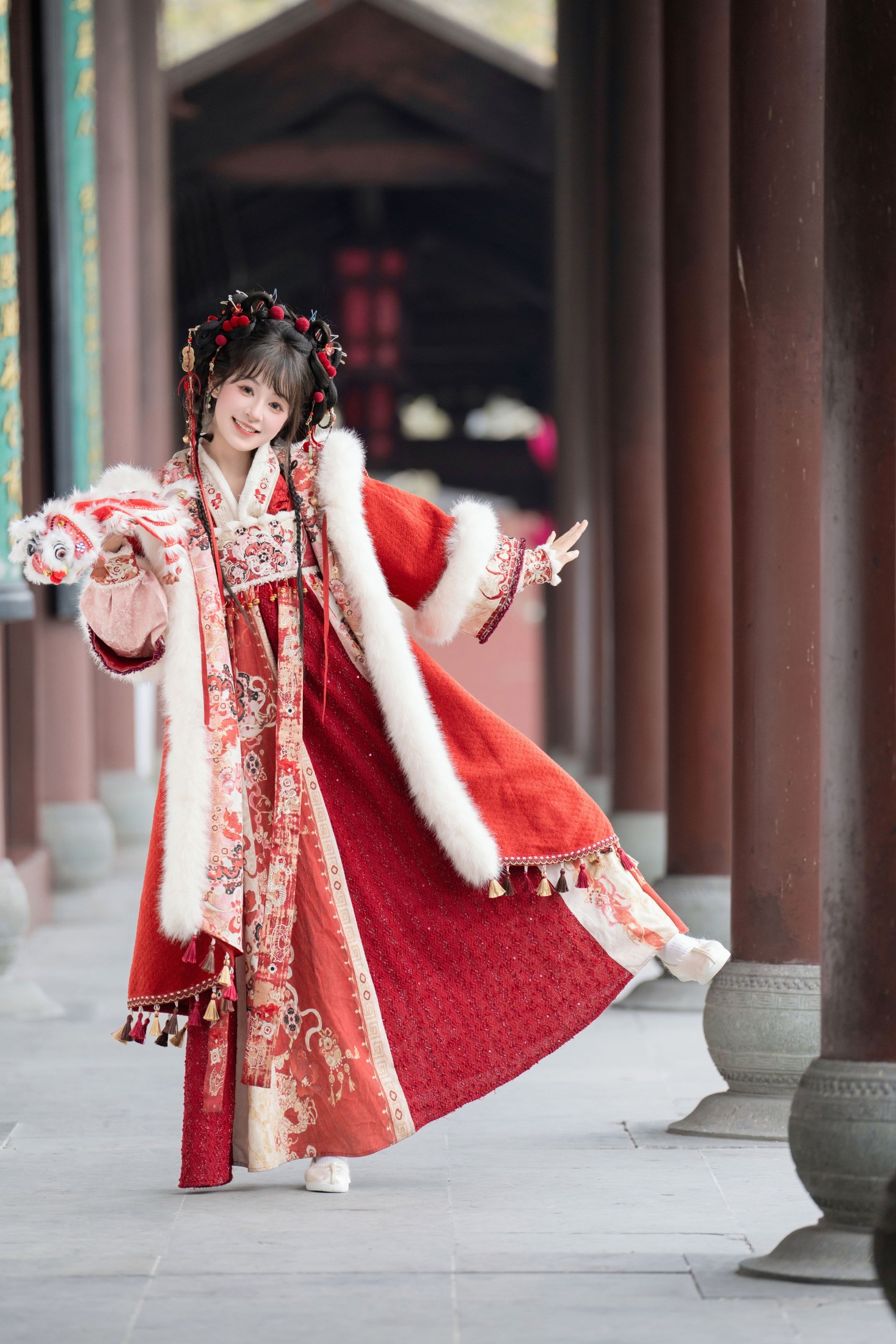 图片[4] - 夏芋小年 - 《穿汉服过新年》[22P] - 机器猫次元 - 机器猫次元