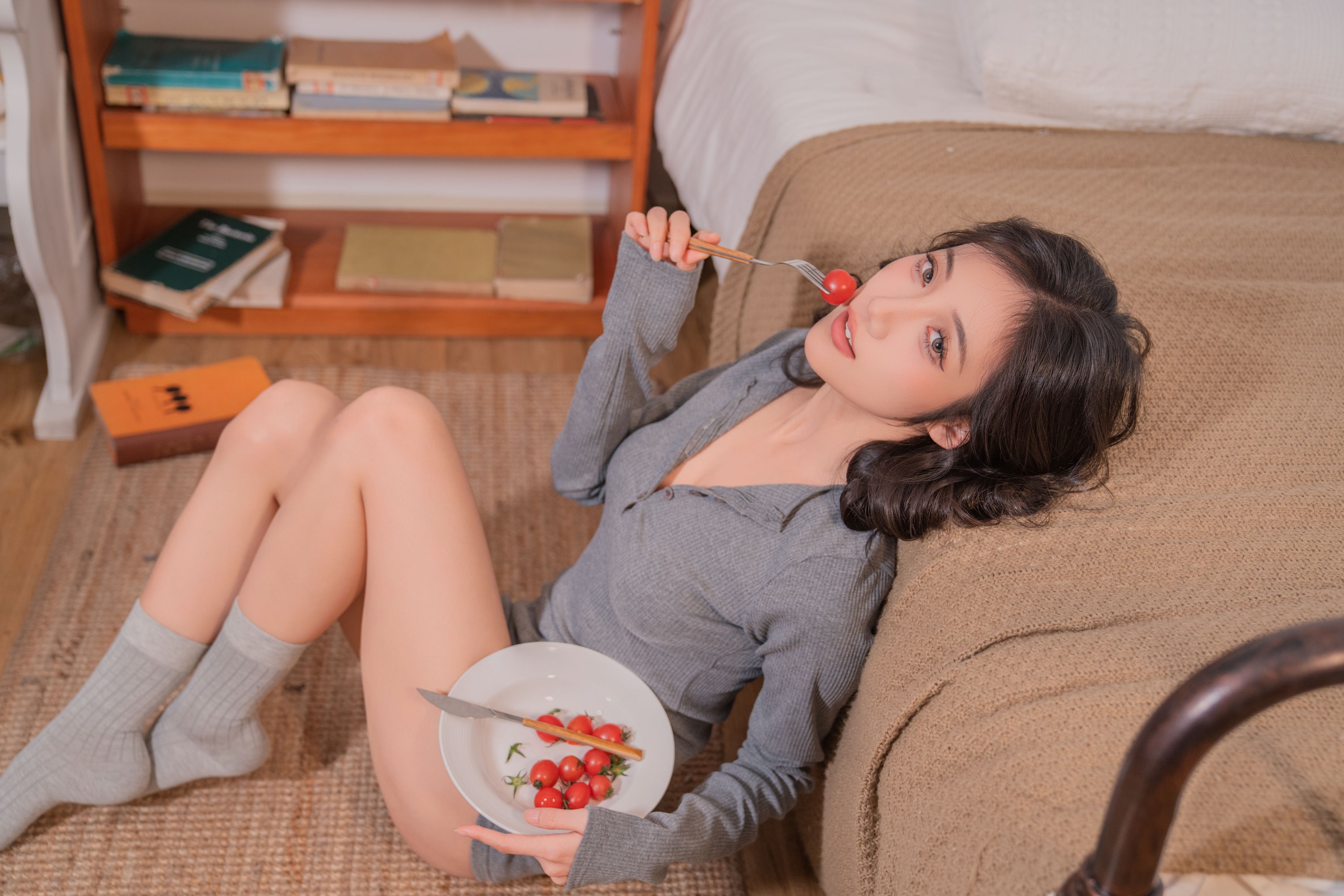 图片[5] - o1ne万 - 《灰裙佳人》[26P] - 机器猫次元 - 机器猫次元