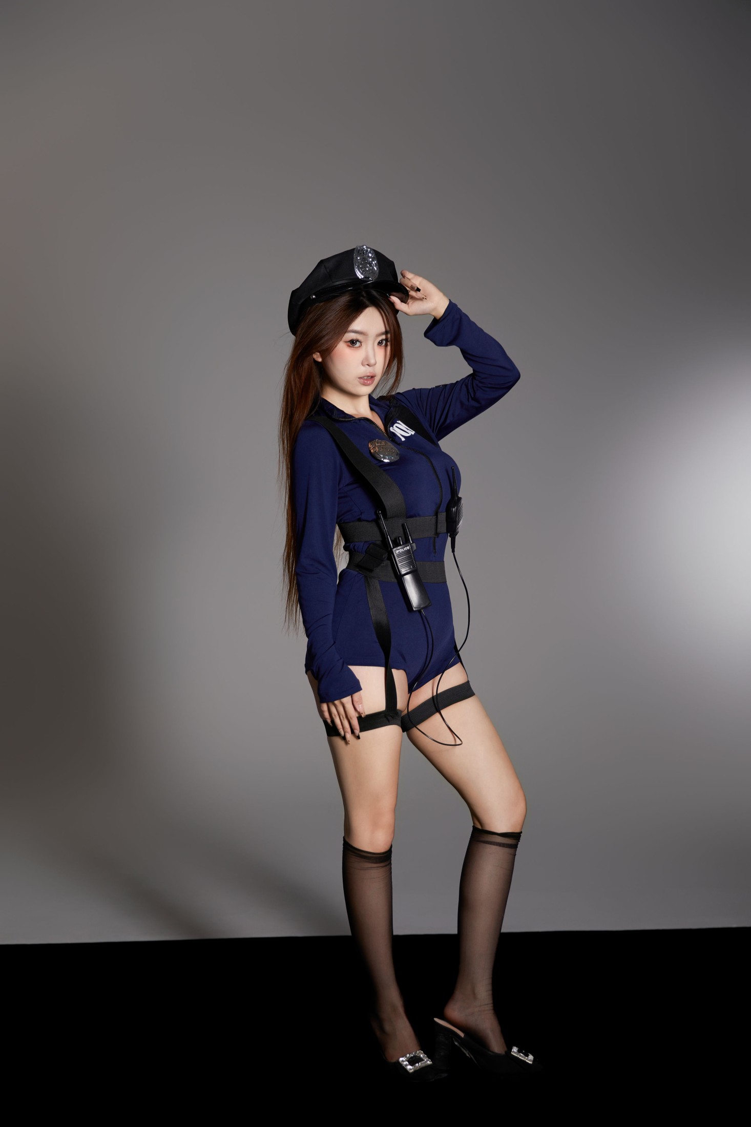图片[3] - CARLEE是77呀 - 《辣妹女警写真》[22P] - 机器猫次元 - 机器猫次元