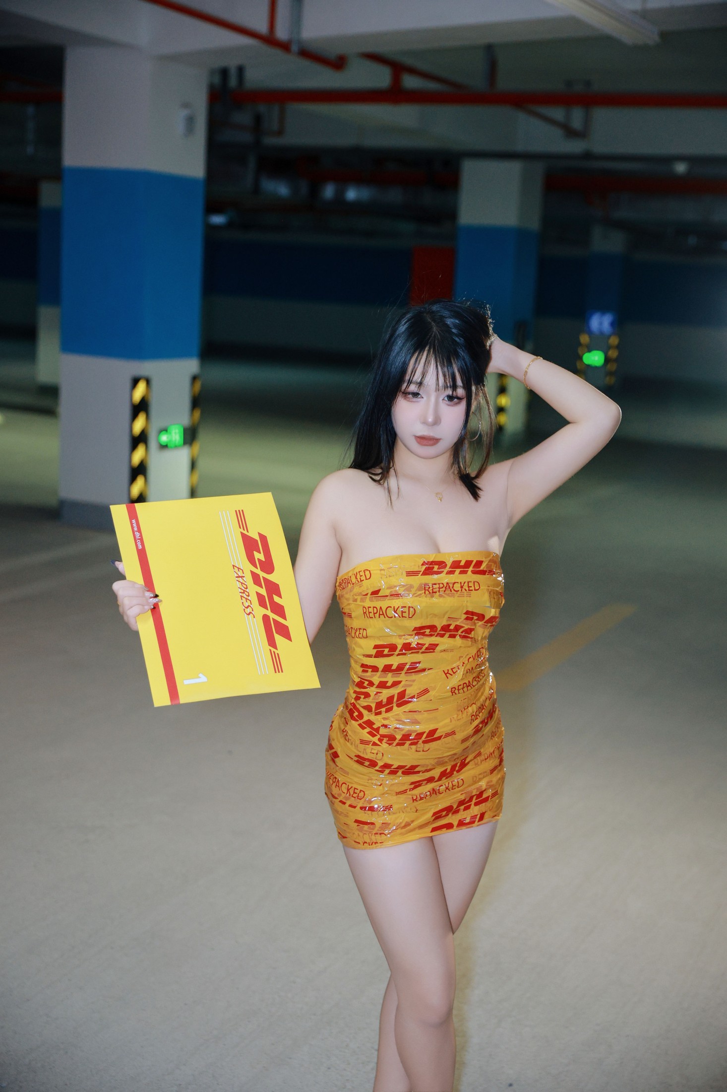 图片[6] - 王哪跑¹¹⁰⁶ - 《胶带风写真》[27P] - 机器猫次元 - 机器猫次元
