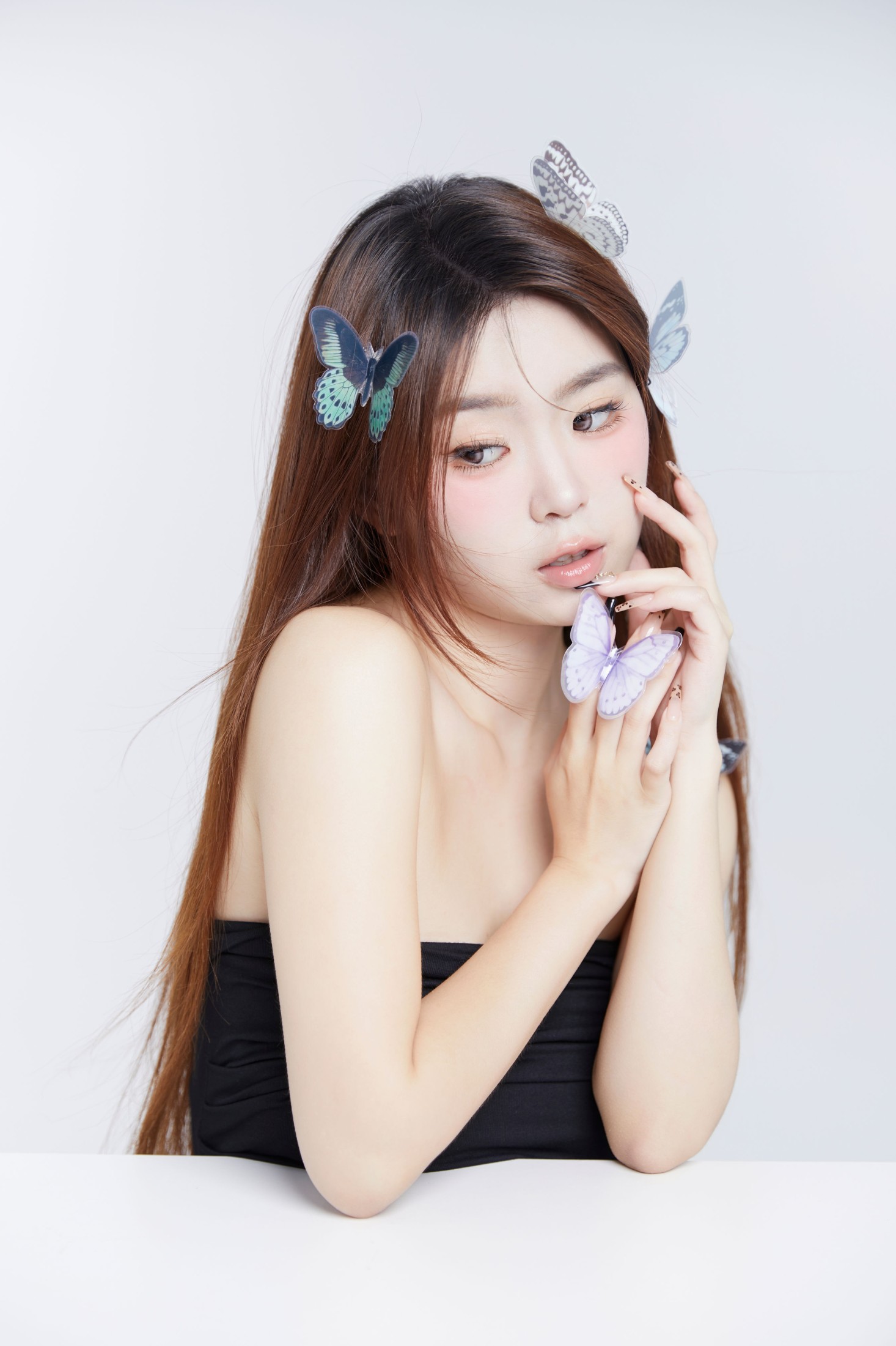 图片[1] - CARLEE是77呀 - 《韩系蝴蝶肖像》[22P] - 机器猫次元 - 机器猫次元