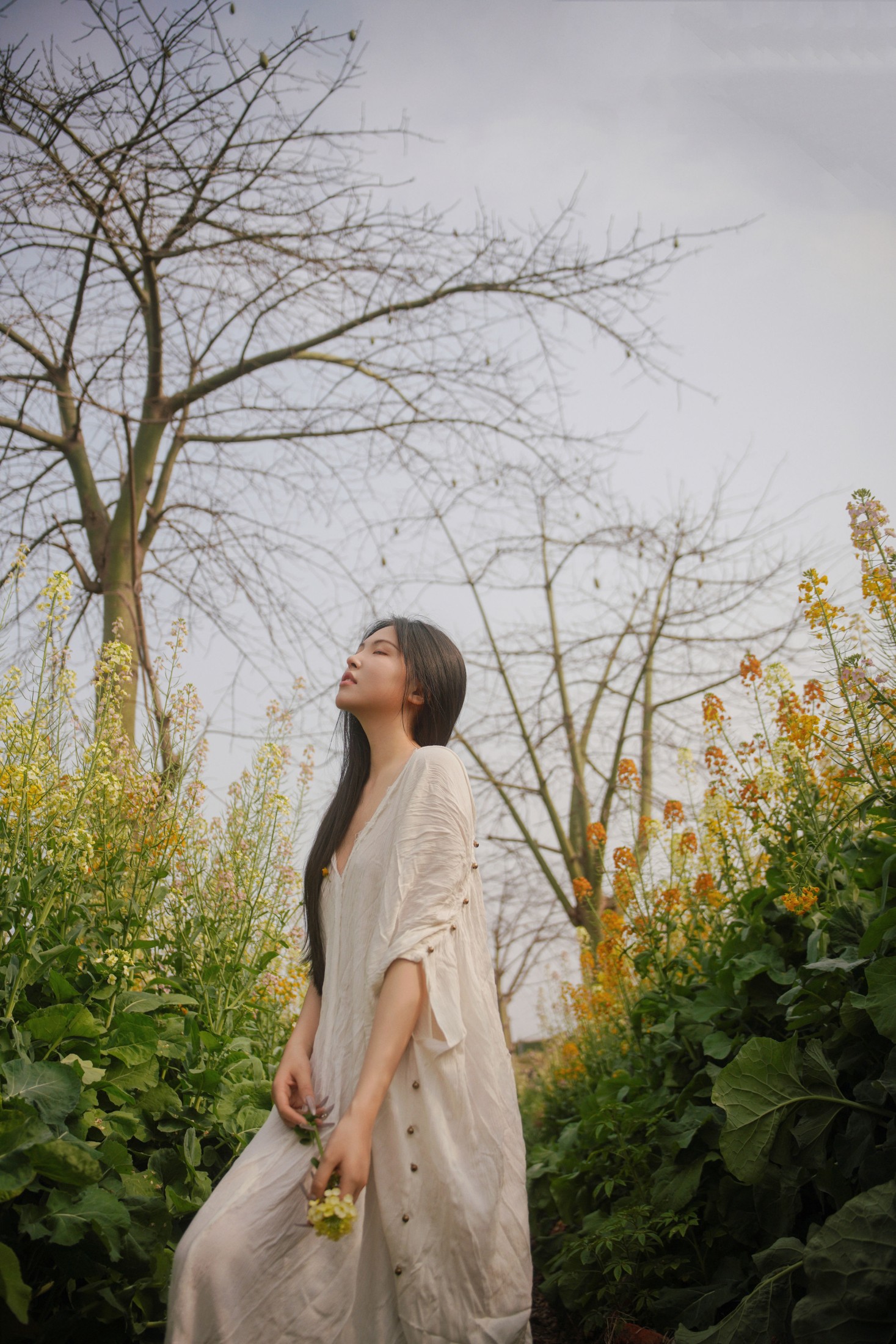 图片[3] - 依依 - 《花海秘语，少女的绿野绮梦》[27P] - 机器猫次元 - 机器猫次元