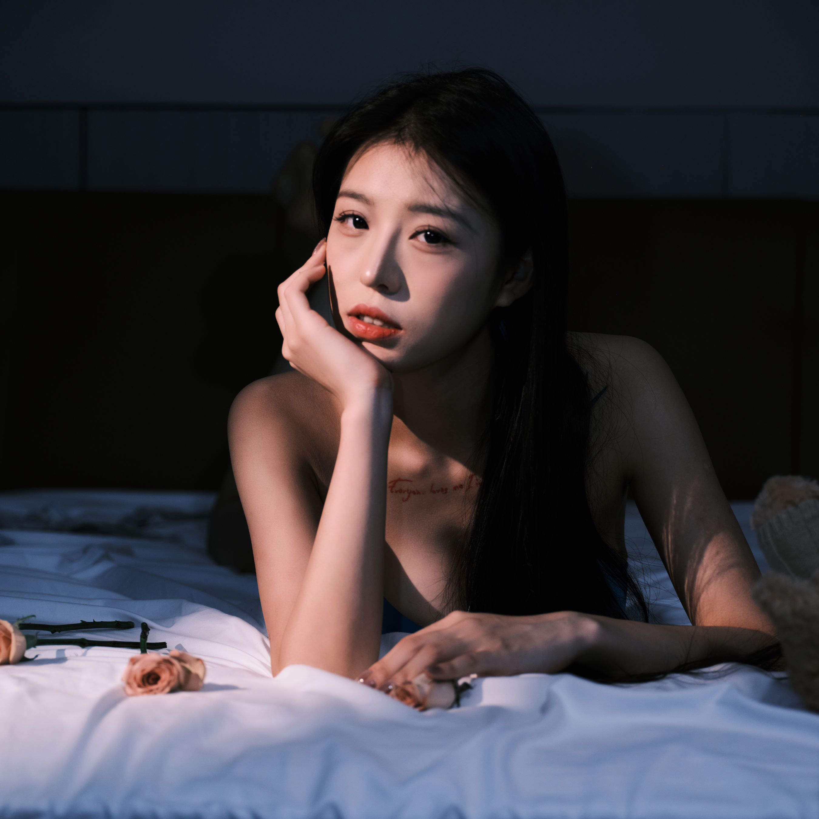 图片[7] - 彤彤 - 《在床上扔东西》[17P] - 机器猫次元 - 机器猫次元