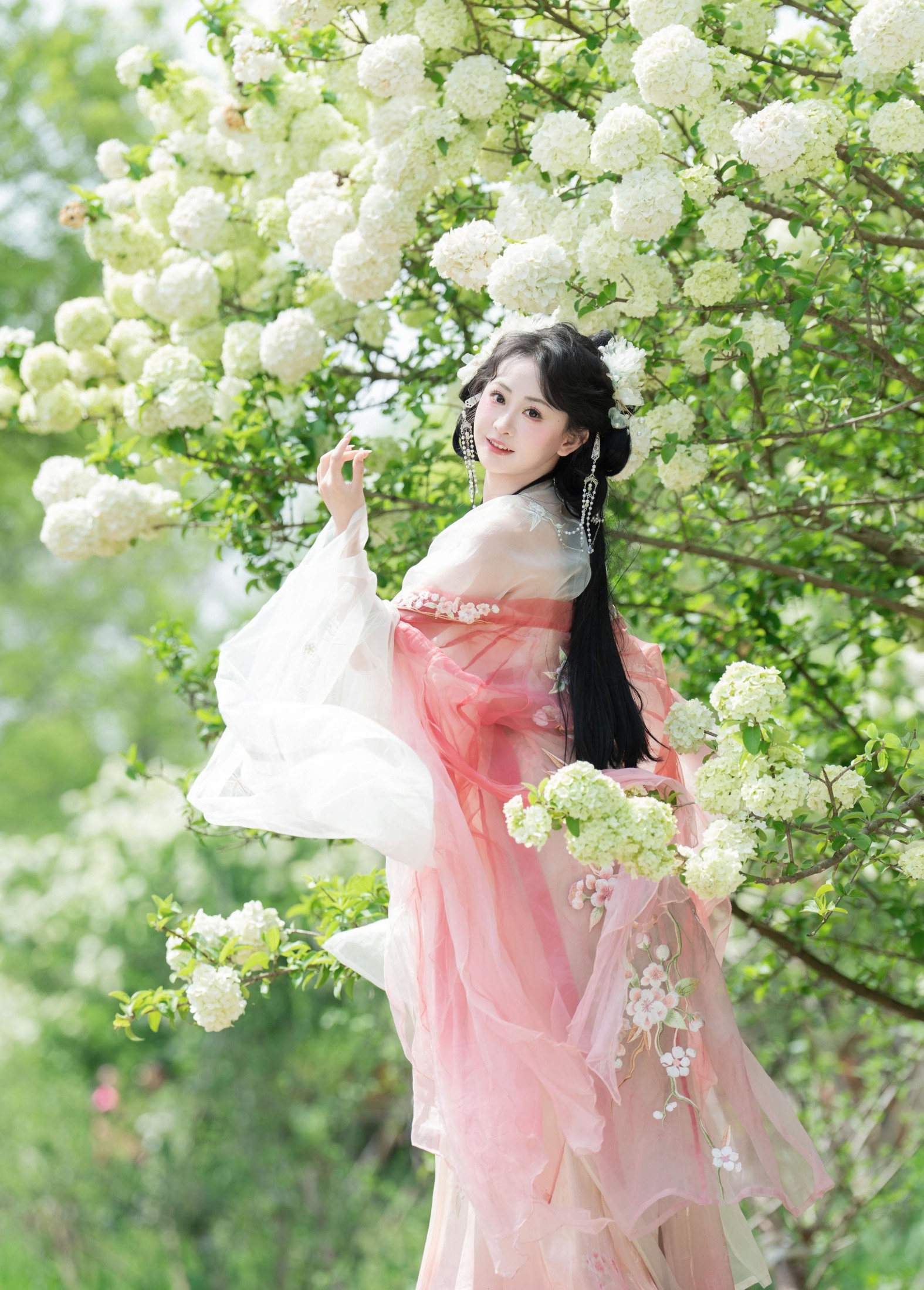 图片[2] - 湫一只岁岁 - 《洁白绣球》[33P] - 机器猫次元 - 机器猫次元