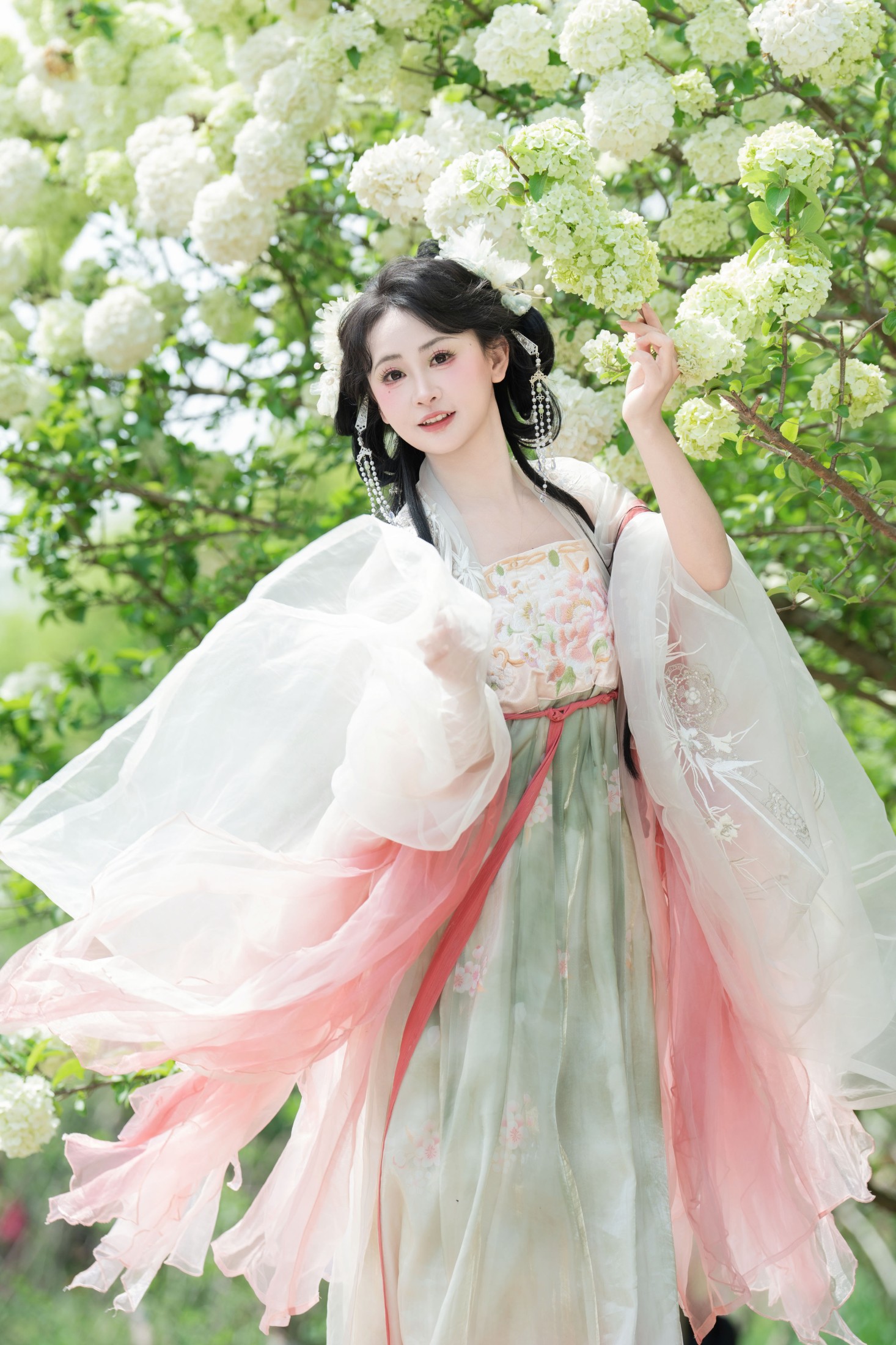 图片[1] - 湫一只岁岁 - 《洁白绣球》[33P] - 机器猫次元 - 机器猫次元