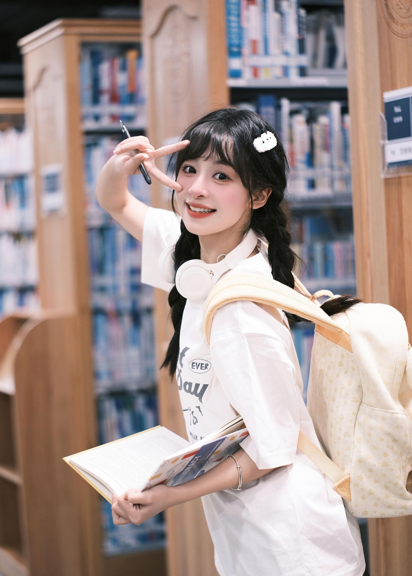 图片[2] - 夏芋小年 - 《图书馆女孩》[27P] - 机器猫次元 - 机器猫次元