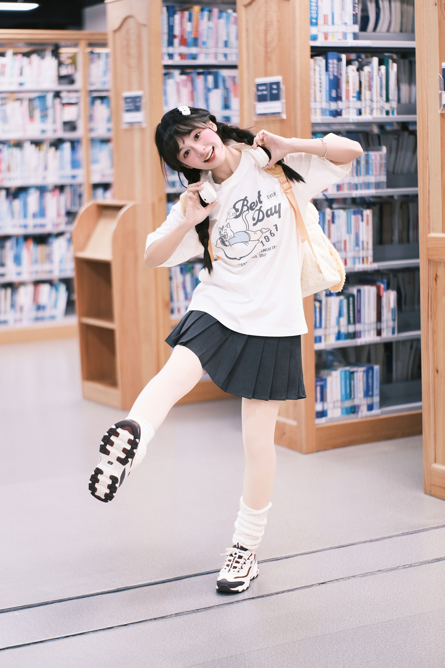 图片[6] - 夏芋小年 - 《图书馆女孩》[27P] - 机器猫次元 - 机器猫次元