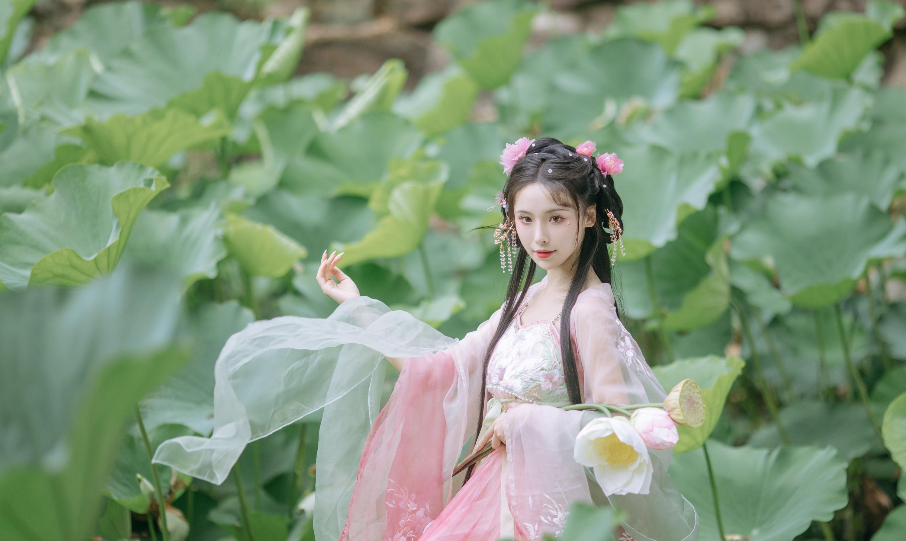 图片[2] - 一小枝枝枝枝 - 《荷香袅袅》[18P] - 机器猫次元 - 机器猫次元