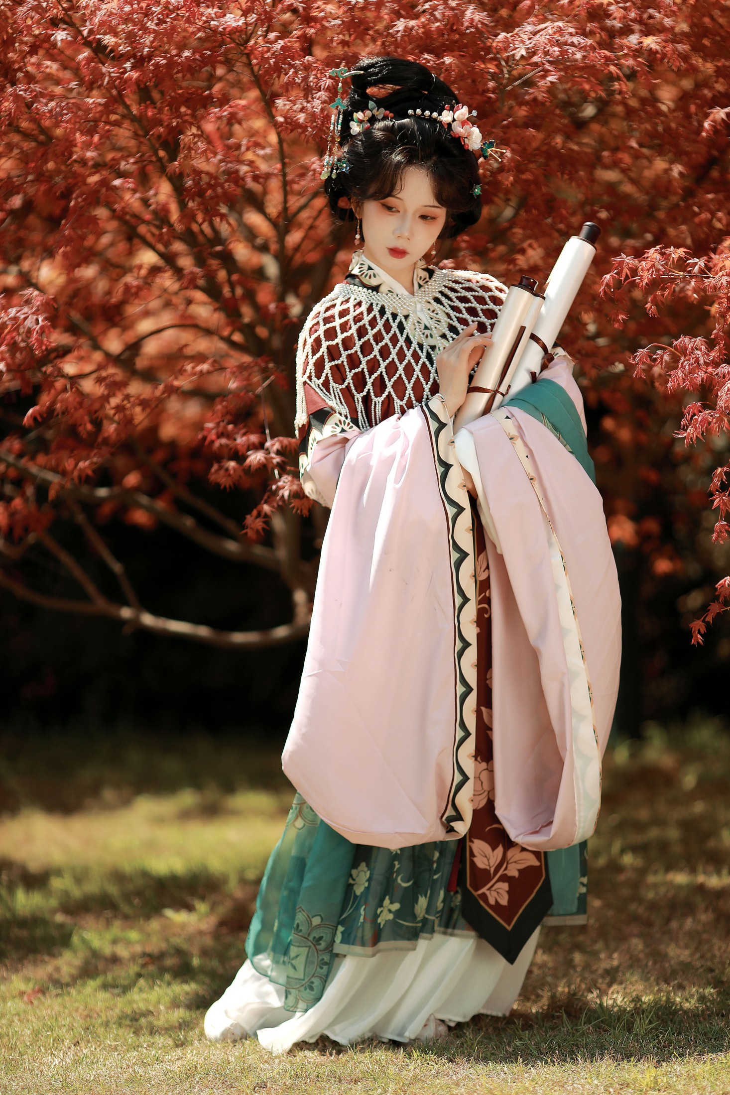 图片[1] - 是三七呀 - 《枫叶仕女图》[15P] - 机器猫次元 - 机器猫次元
