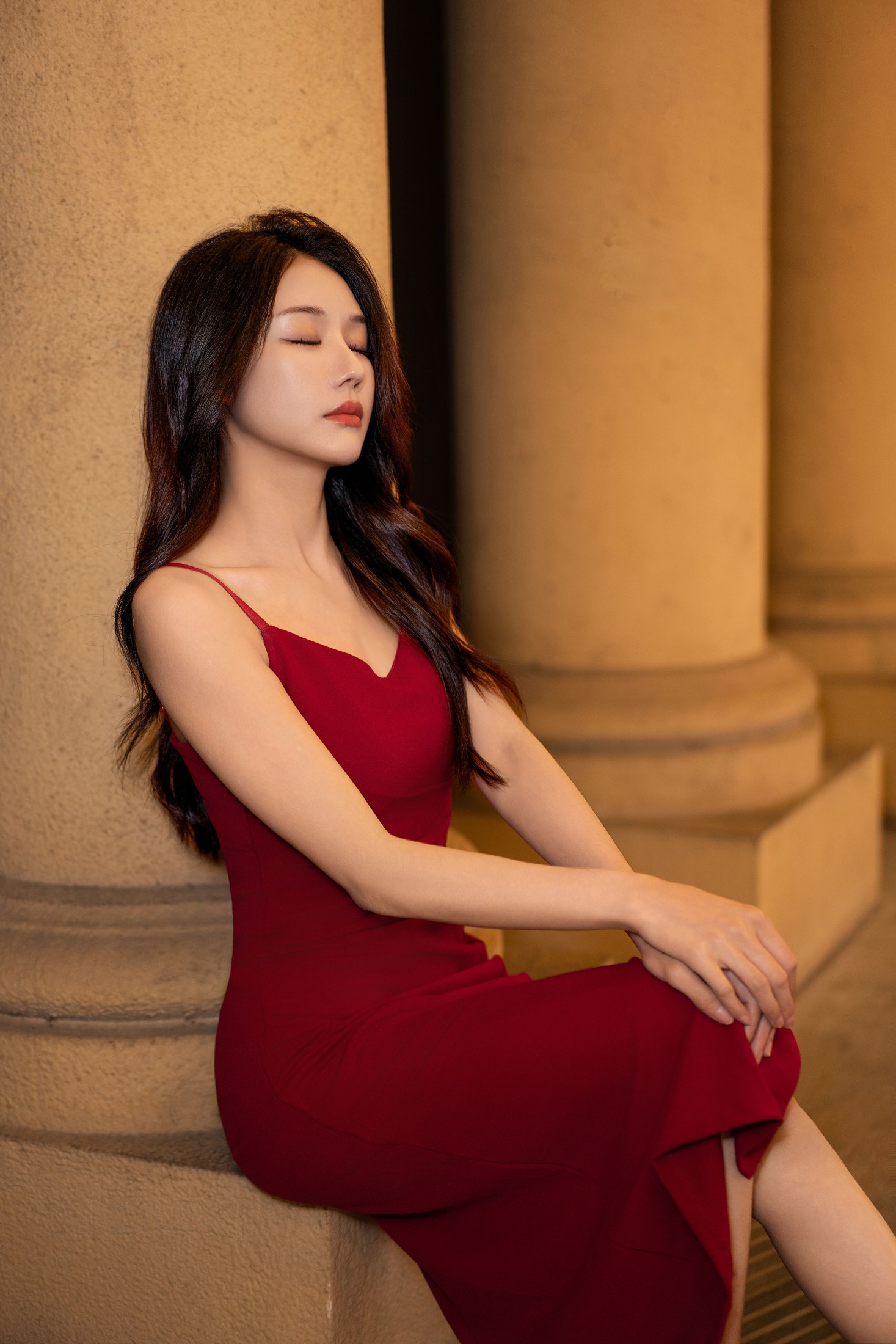 图片[8] - 雪莉 - 《千灯湖夜未央：红裙女神的光影诗篇》[18P] - 机器猫次元 - 机器猫次元