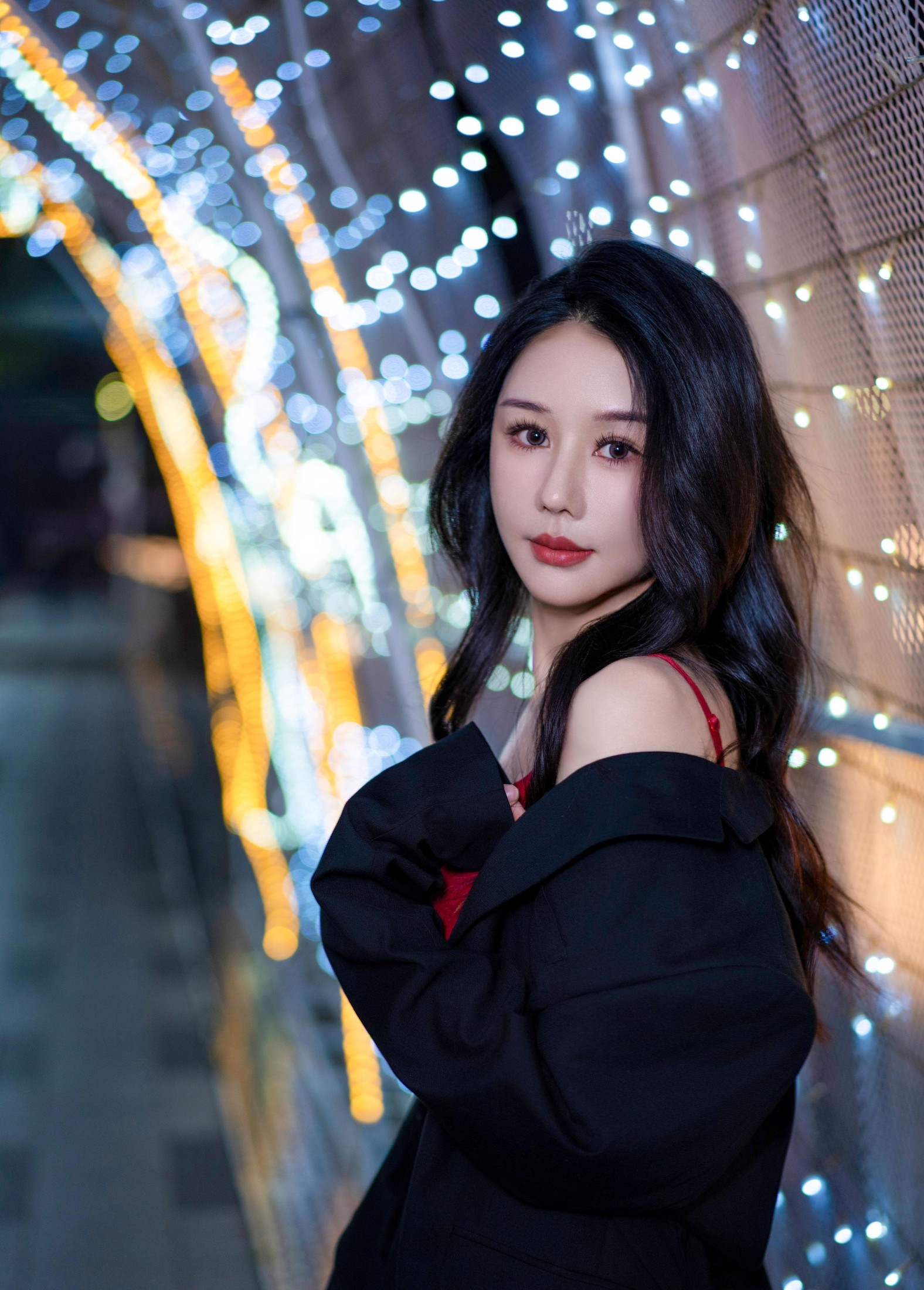 图片[2] - 雪莉 - 《千灯湖夜未央：红裙女神的光影诗篇》[18P] - 机器猫次元 - 机器猫次元
