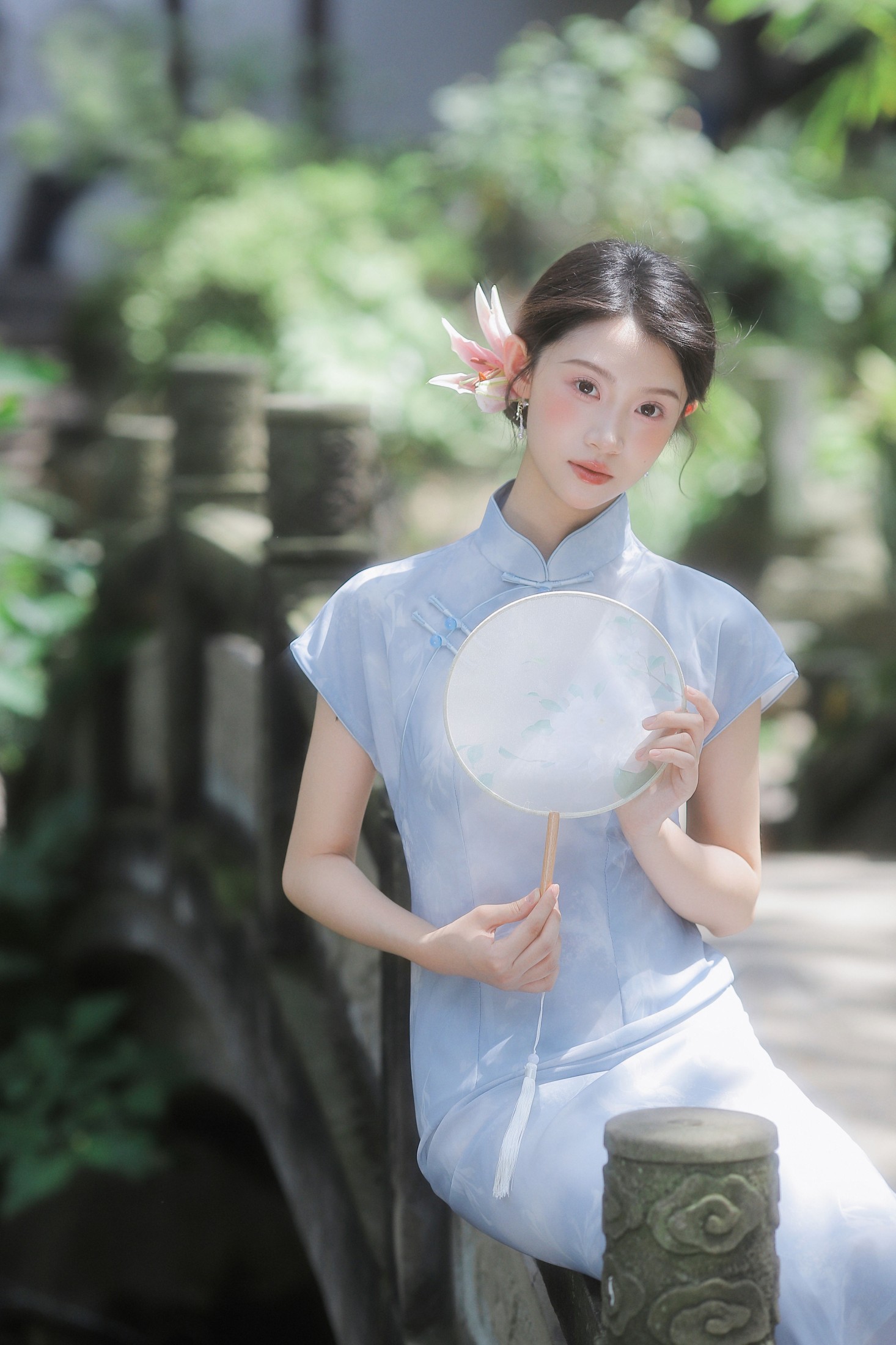 图片[1] - 铜萱柒 - 《她是一朵清丽的百合花》[37P] - 机器猫次元 - 机器猫次元