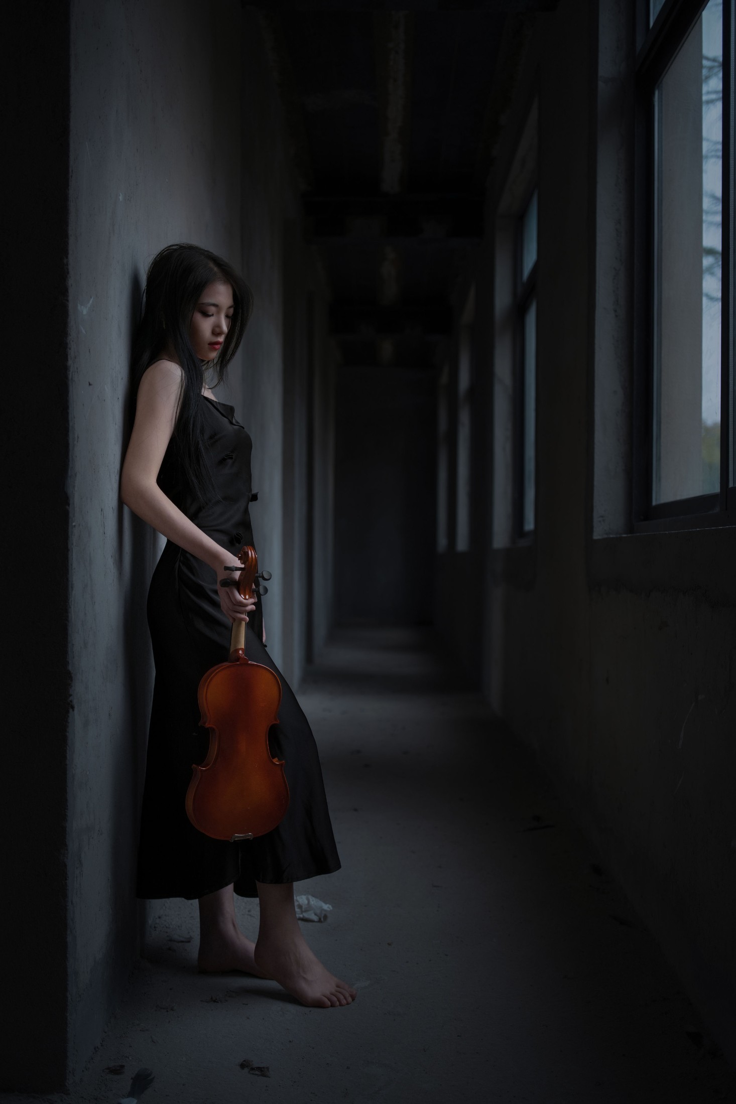 图片[8] - 小七 - 《废墟中的小提琴少女》[14P] - 机器猫次元 - 机器猫次元