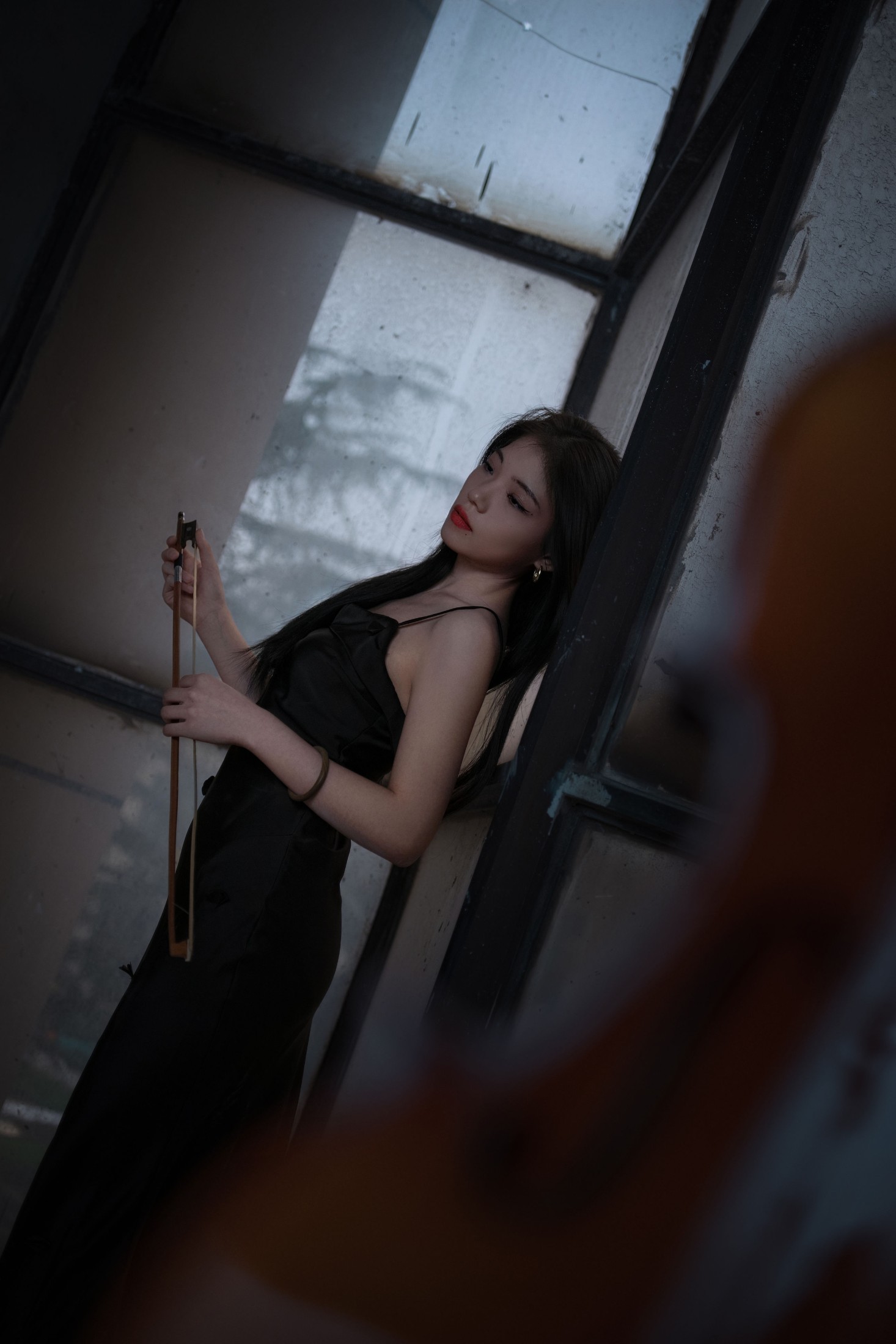 图片[3] - 小七 - 《废墟中的小提琴少女》[14P] - 机器猫次元 - 机器猫次元