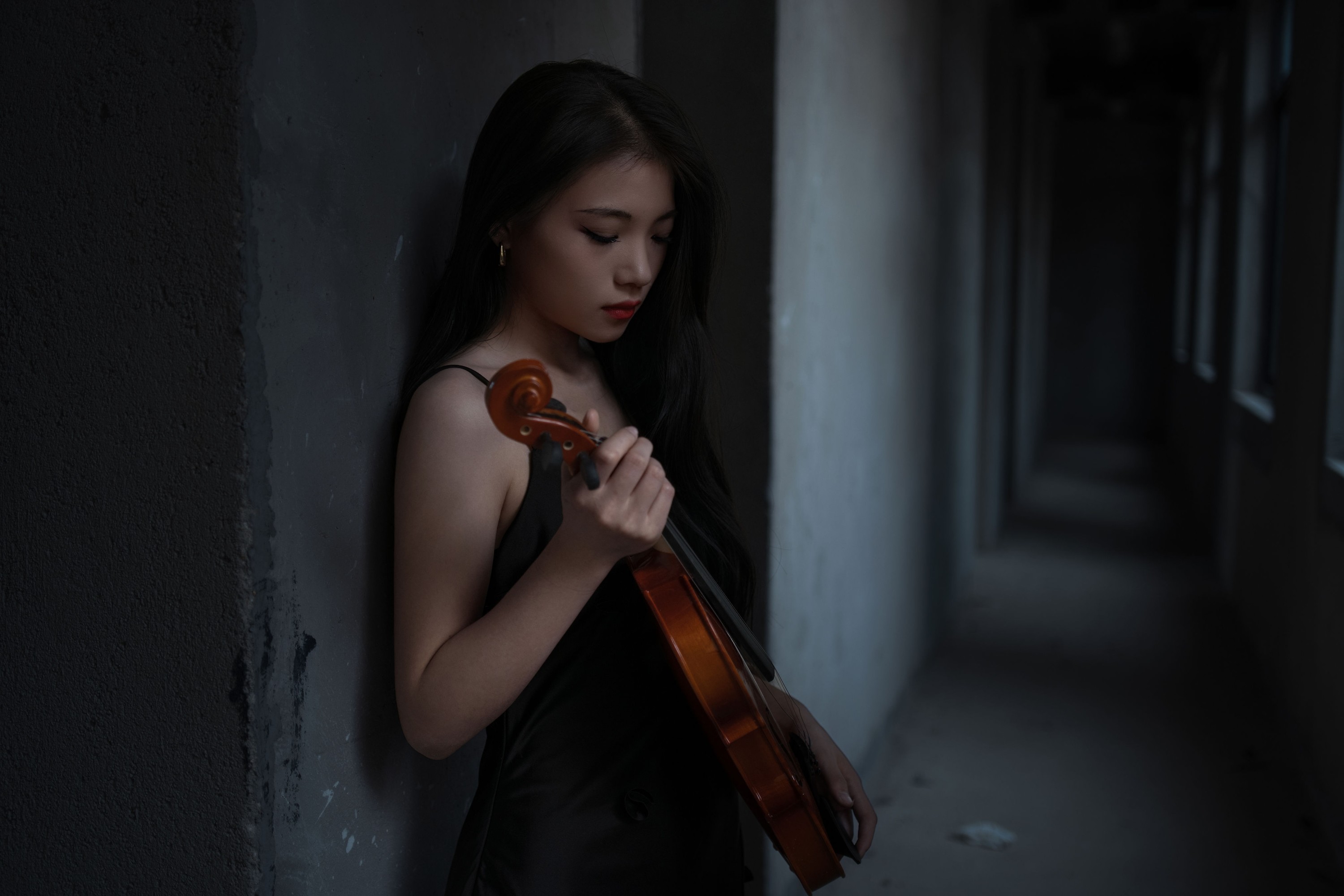 图片[6] - 小七 - 《废墟中的小提琴少女》[14P] - 机器猫次元 - 机器猫次元