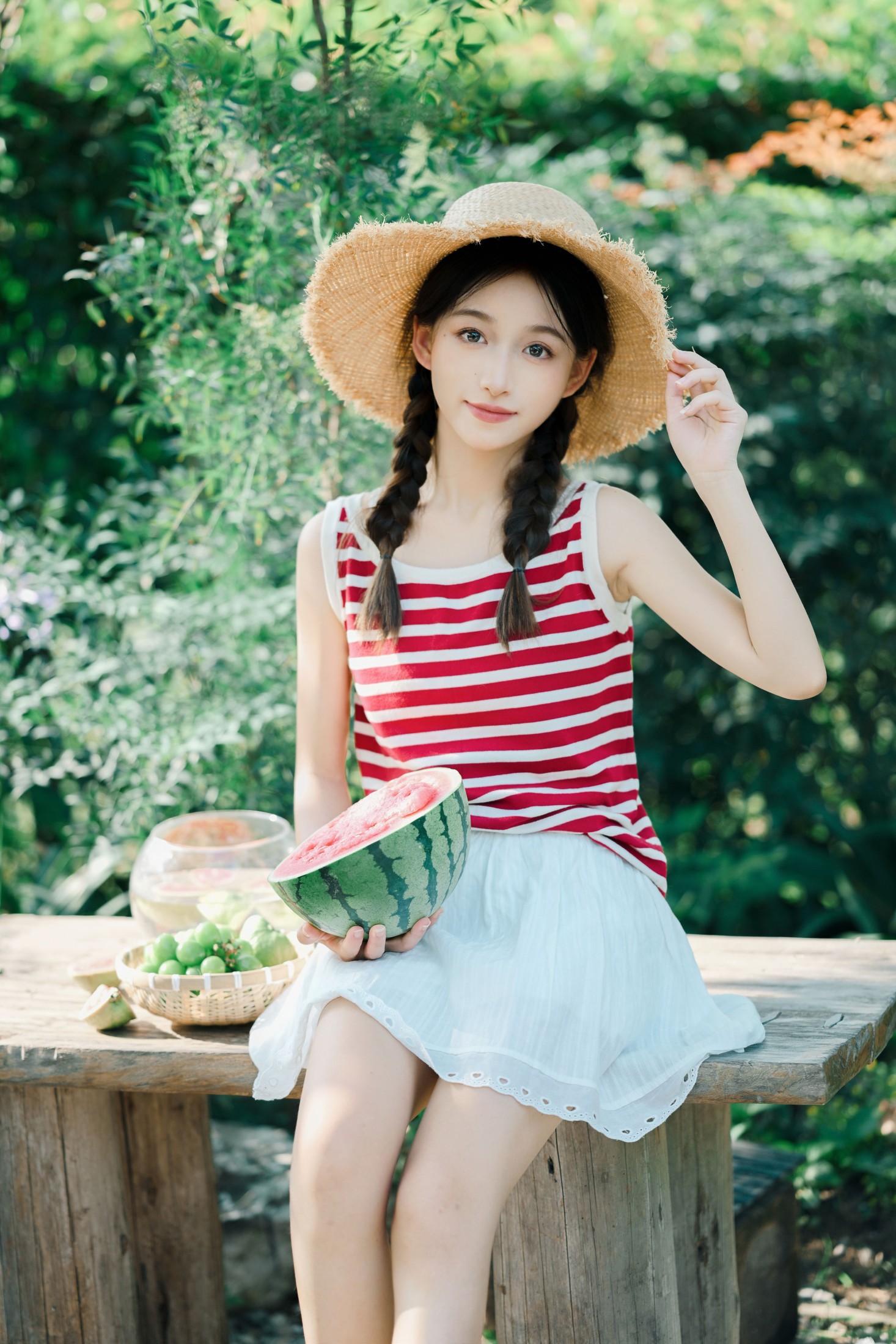 图片[1] - 林淼鑫 - 《夏日少女与红西瓜》[17P] - 机器猫次元 - 机器猫次元