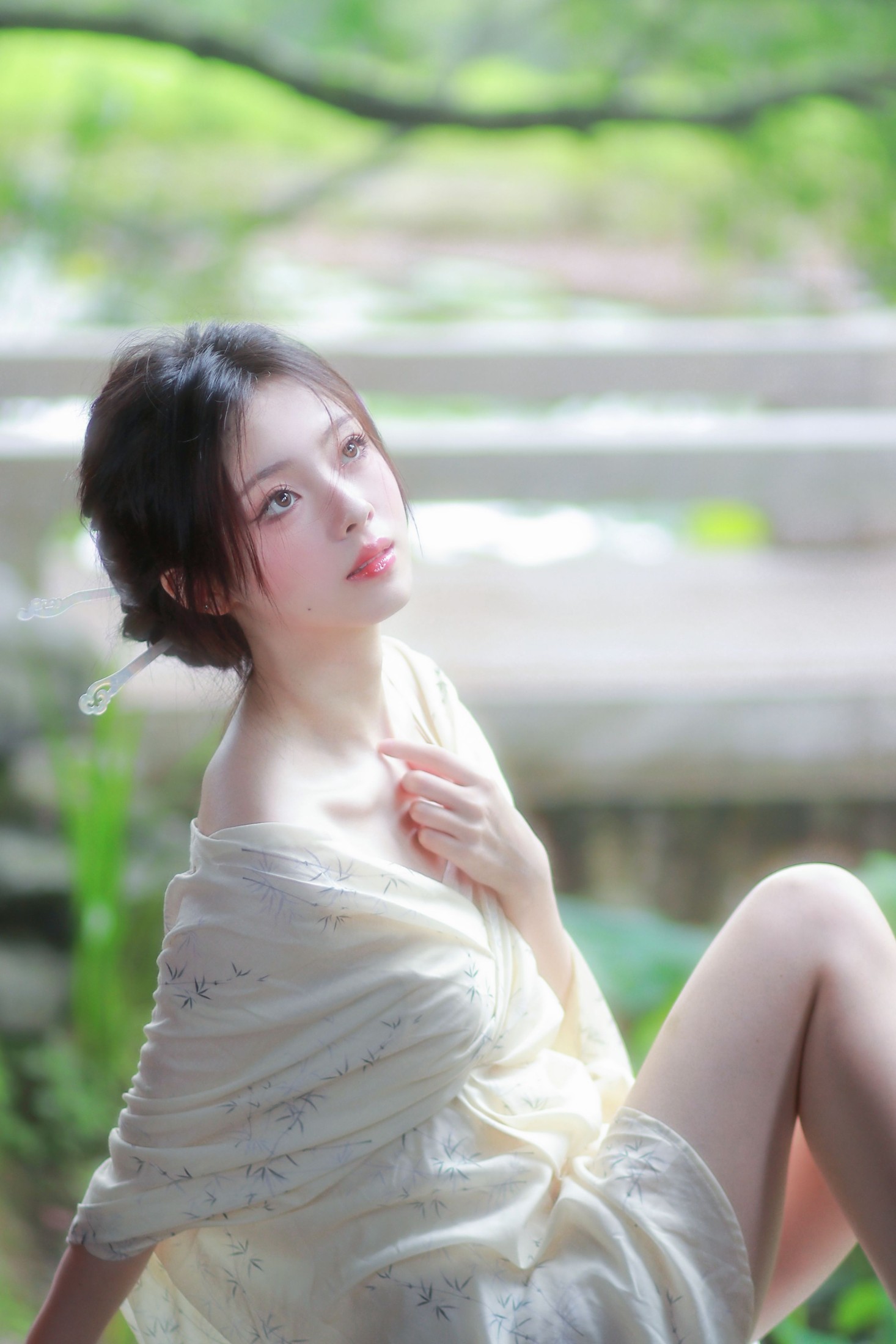 图片[1] - 鹿离 - 《清冷感新中式～初夏的绿意》[14P] - 机器猫次元 - 机器猫次元