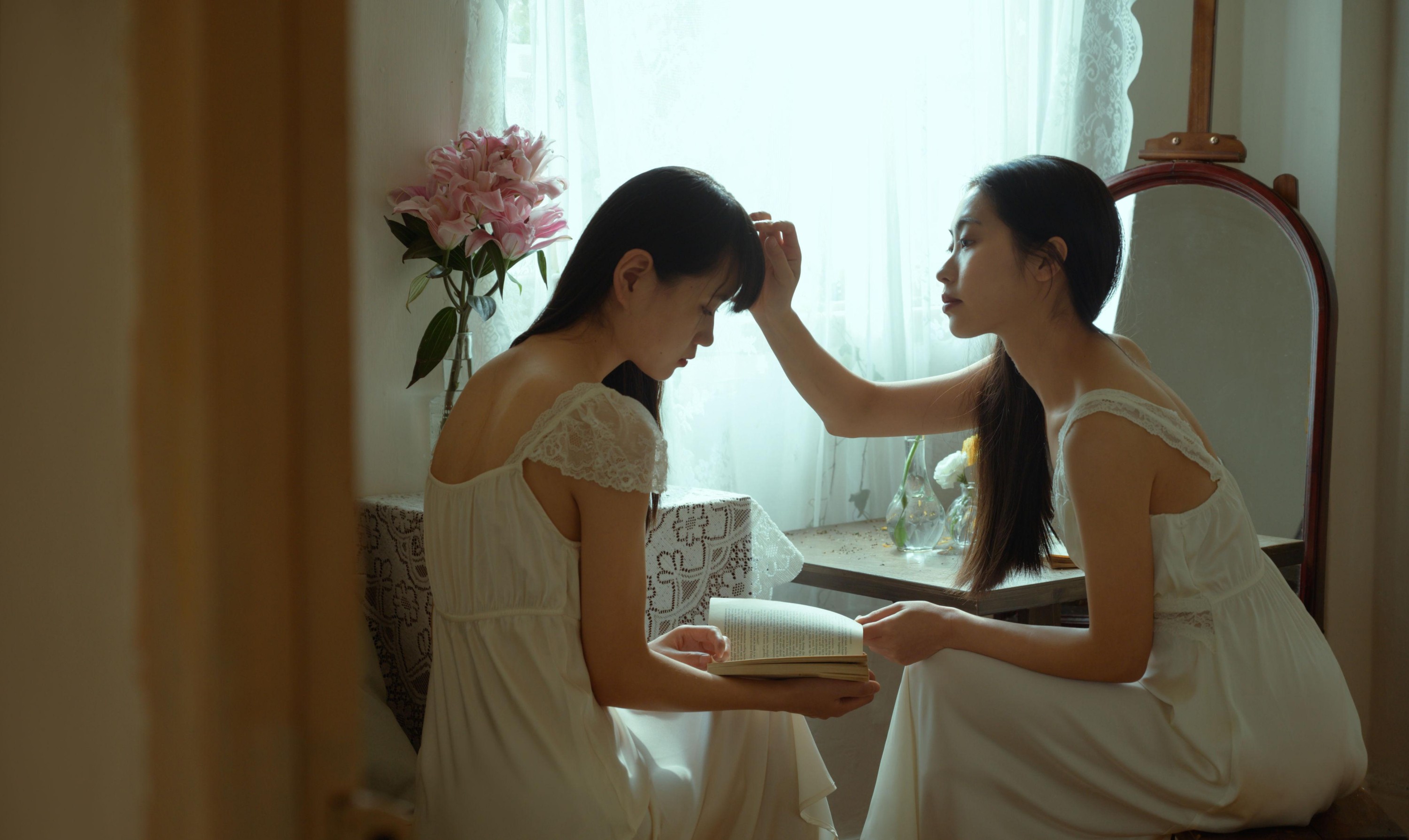 图片[1] - 半个月亮 阿梦的虎牙 - 《在每个孤独的瞬息与你相望》[16P] - 机器猫次元 - 机器猫次元