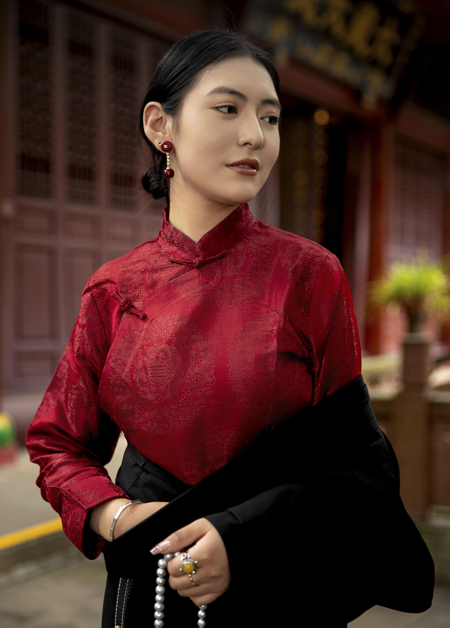 图片[1] - 觉热 - 《藏族女孩》[27P] - 机器猫次元 - 机器猫次元