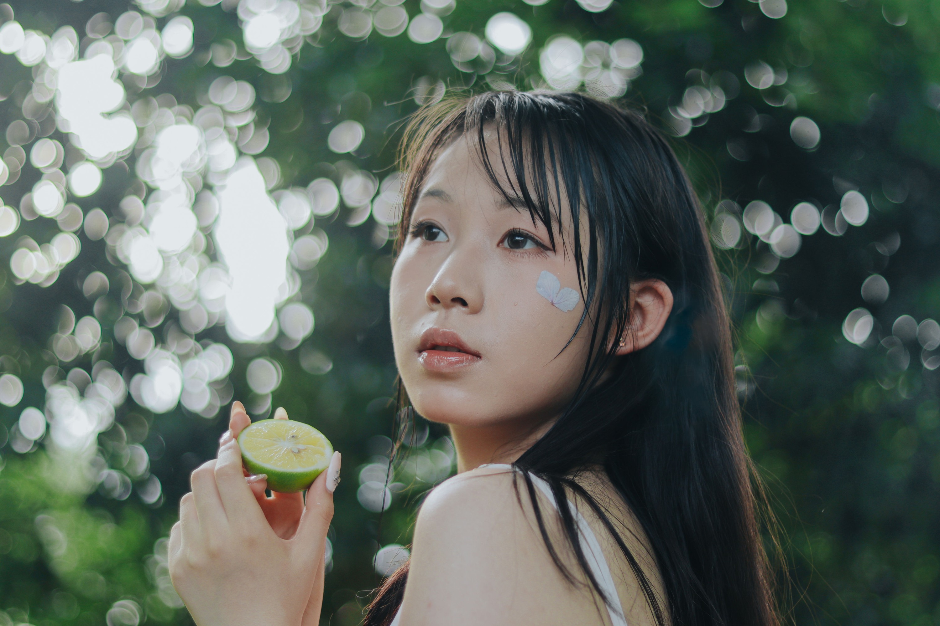图片[1] - 桃一 - 《雨中绣球》[17P] - 机器猫次元 - 机器猫次元