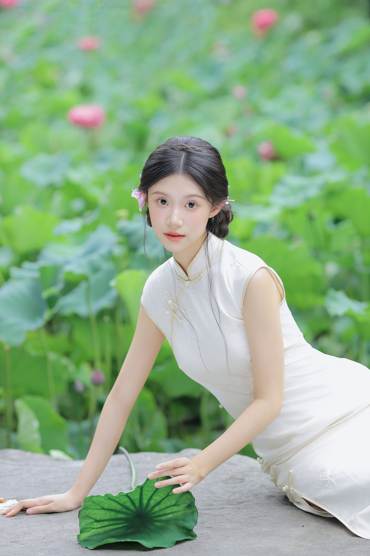 图片[1] - 一口烧麦 - 《她似是一朵盈盈的芙蕖》[37P] - 机器猫次元 - 机器猫次元