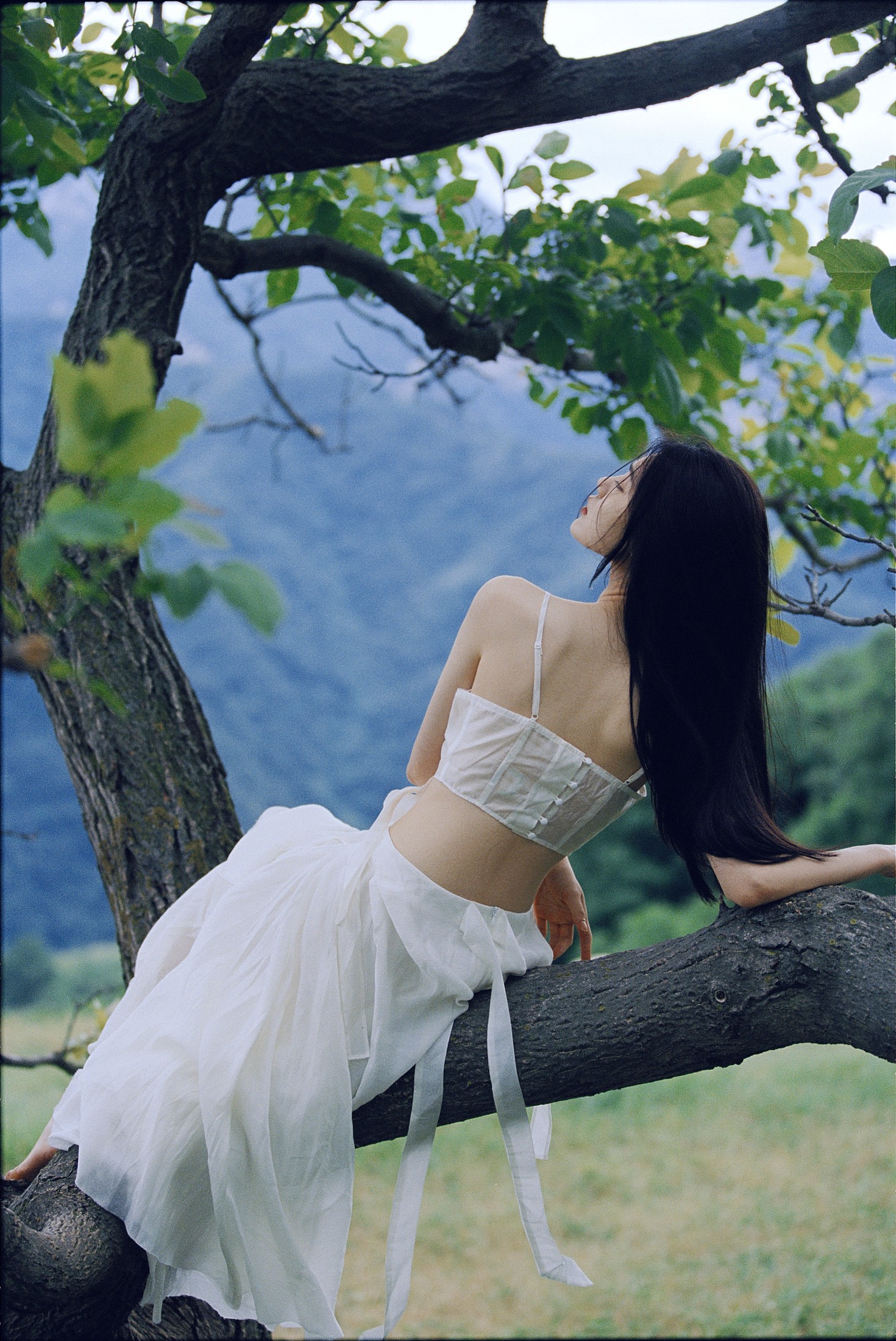 图片[1] - Chensuy333 - 《降临于山》[41P] - 机器猫次元 - 机器猫次元