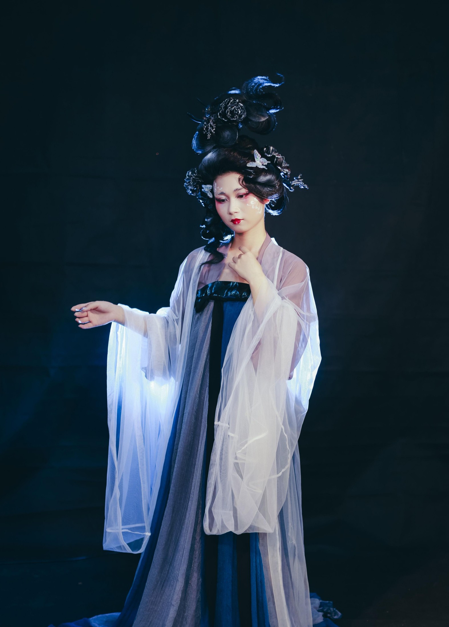 图片[1] - 薇蓝 - 《黑山老妖》[50P] - 机器猫次元 - 机器猫次元