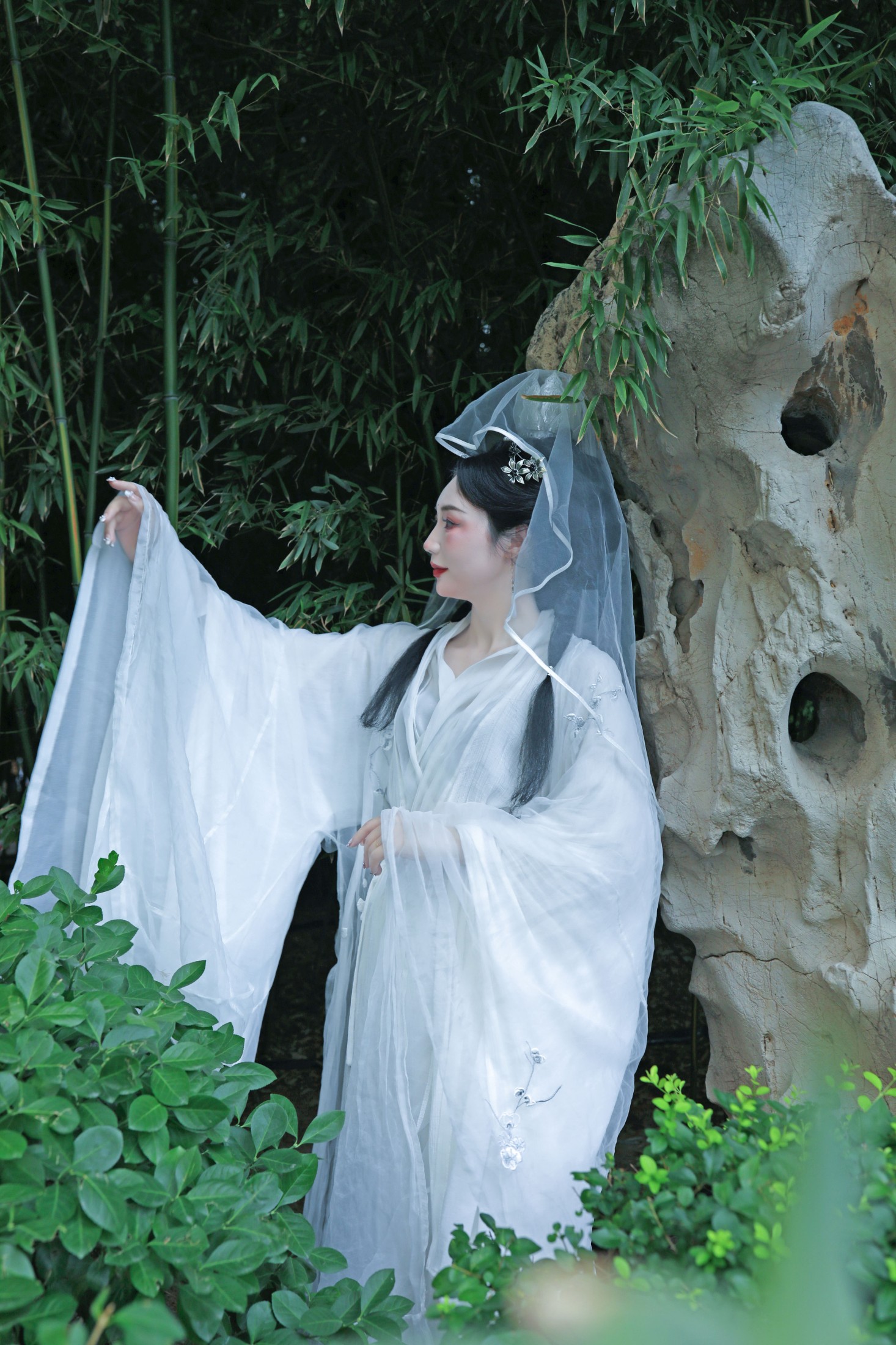 图片[4] - 辉儿 - 《汉服菩萨装写真-济南豹突泉》[28P] - 机器猫次元 - 机器猫次元