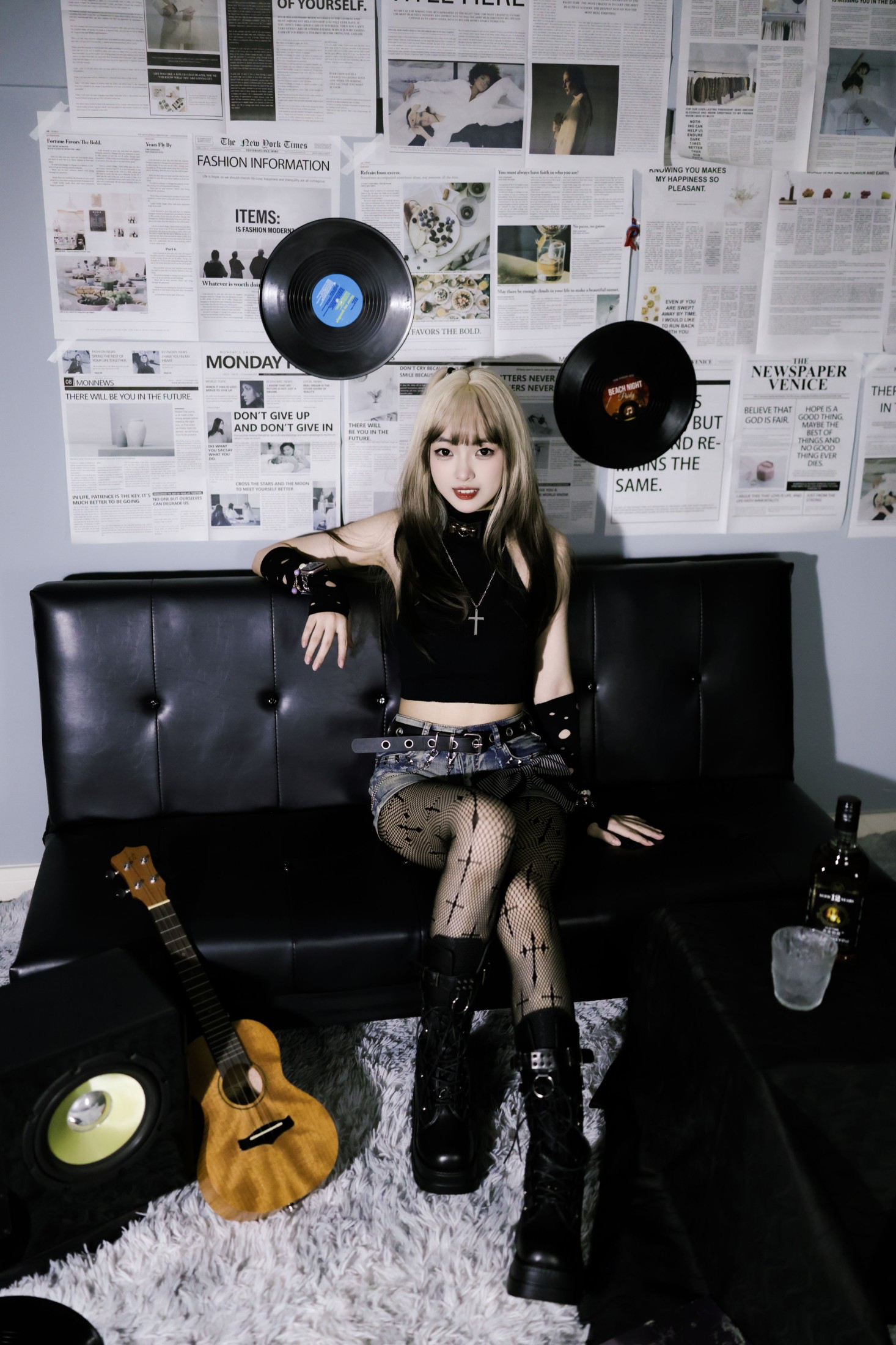 图片[1] - ## - 《朋克少女》[36P] - 机器猫次元 - 机器猫次元
