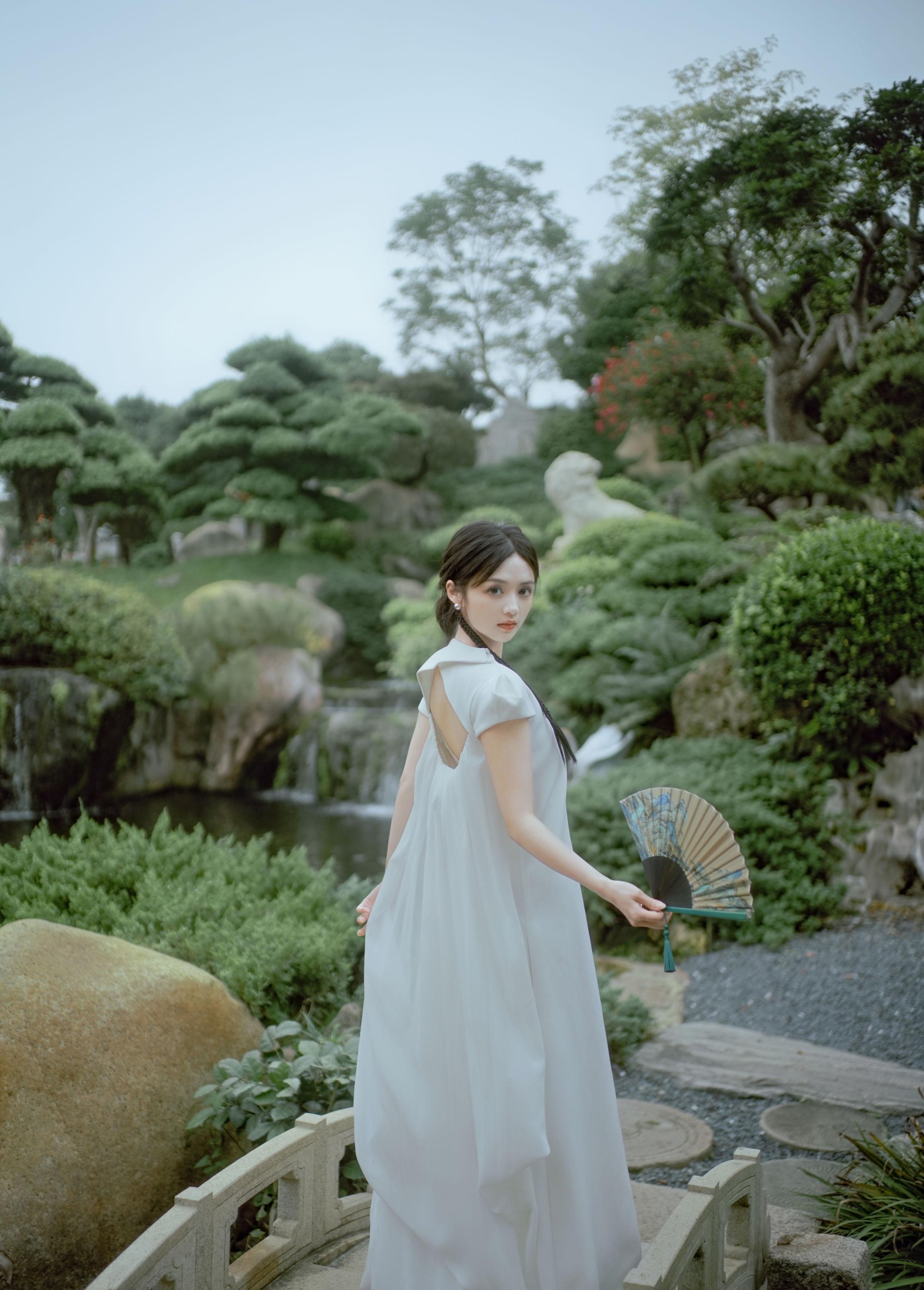 图片[2] - 雨文 - 《白裙映园，锦鲤伴仙踪》[32P] - 机器猫次元 - 机器猫次元