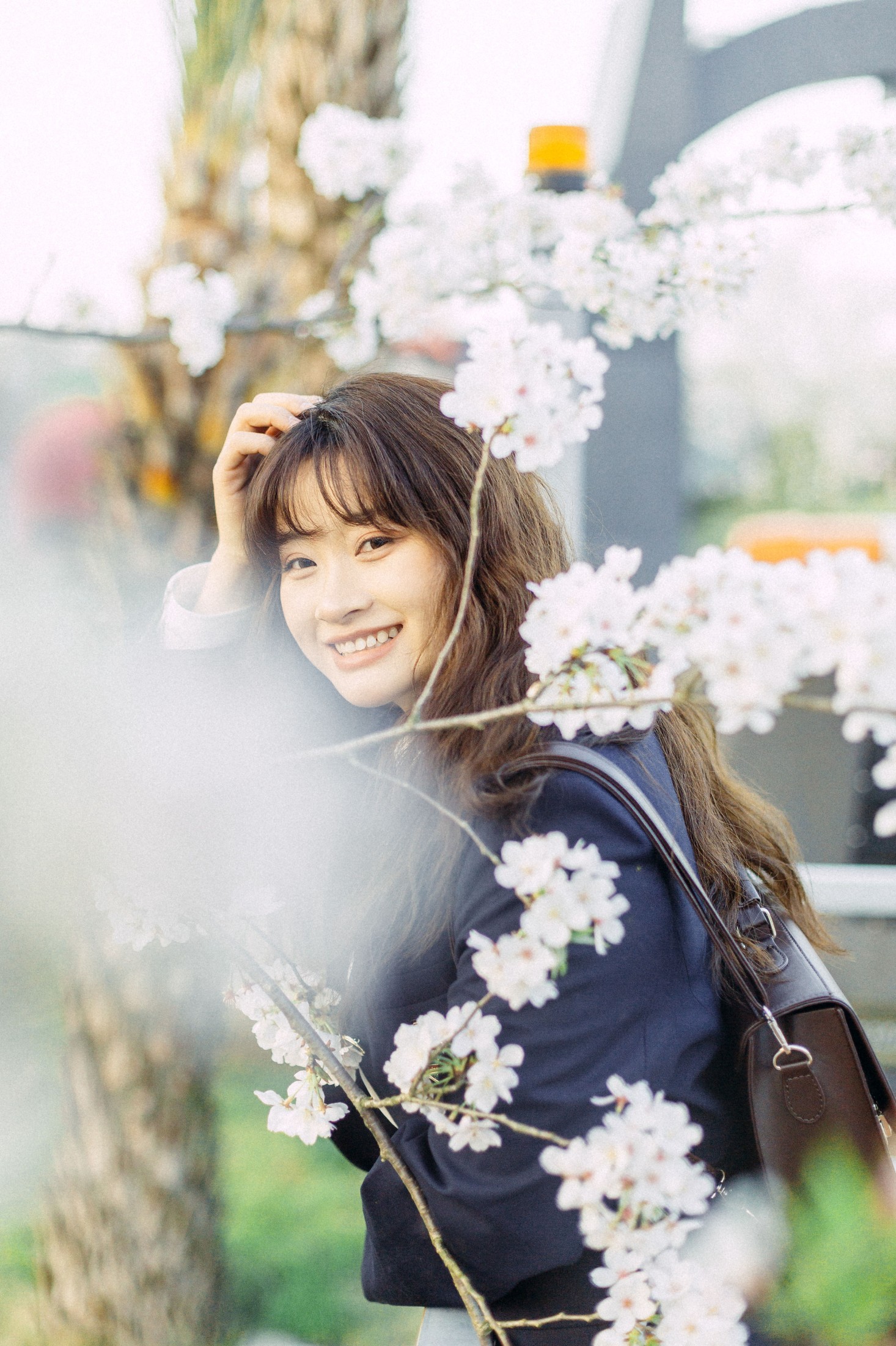 图片[1] - 是三三吖 - 《樱花树下》[18P] - 机器猫次元 - 机器猫次元
