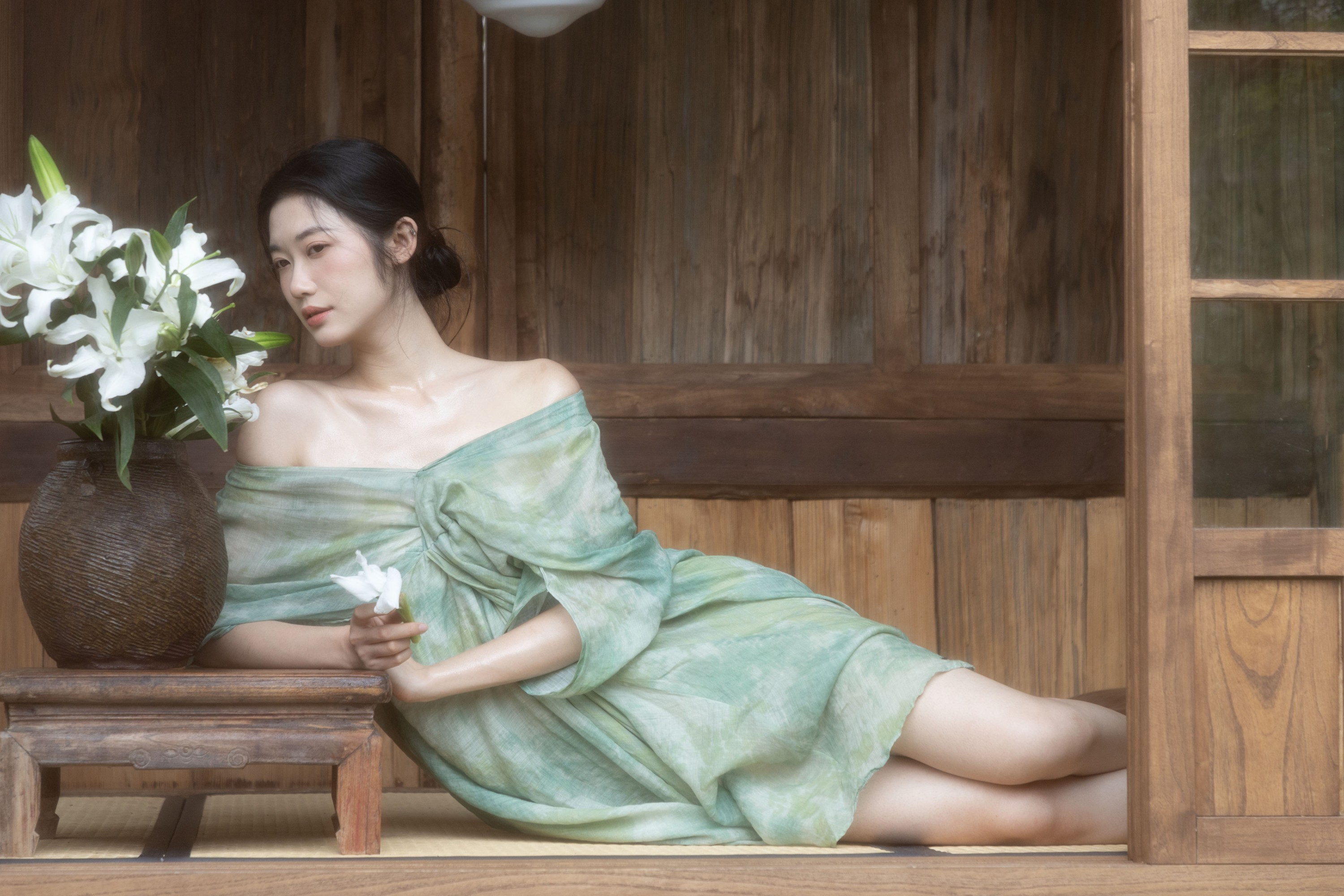 图片[1] - 费里妮妮 - 《竹林、少女和新中式》[18P] - 机器猫次元 - 机器猫次元