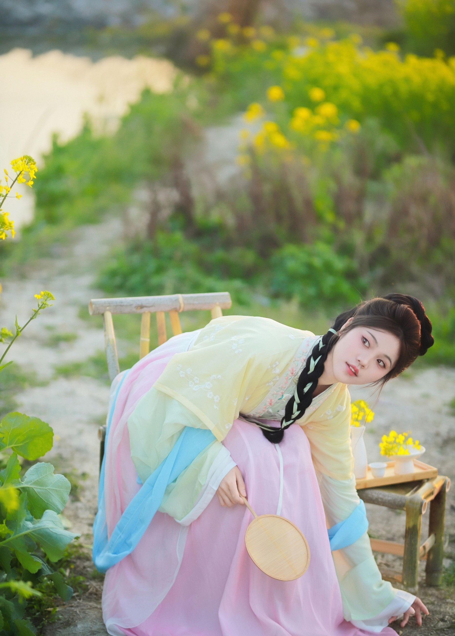 图片[2] - 今天要去化妆玲 - 《油菜花与少女》[13P] - 机器猫次元 - 机器猫次元