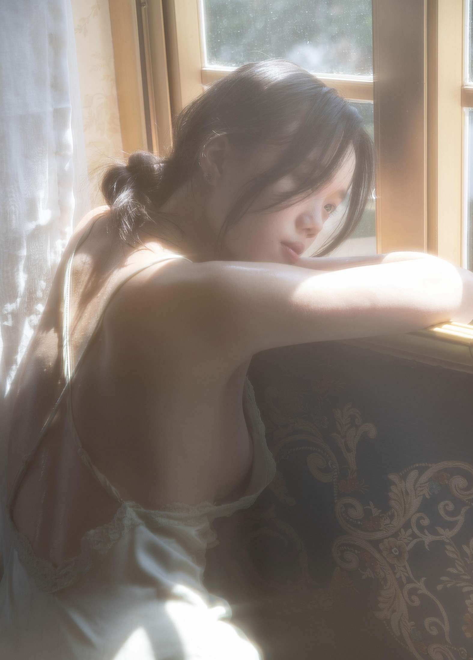 图片[2] - 解云花 - 《夏季结束前在老房子里的身体记录》[15P] - 机器猫次元 - 机器猫次元