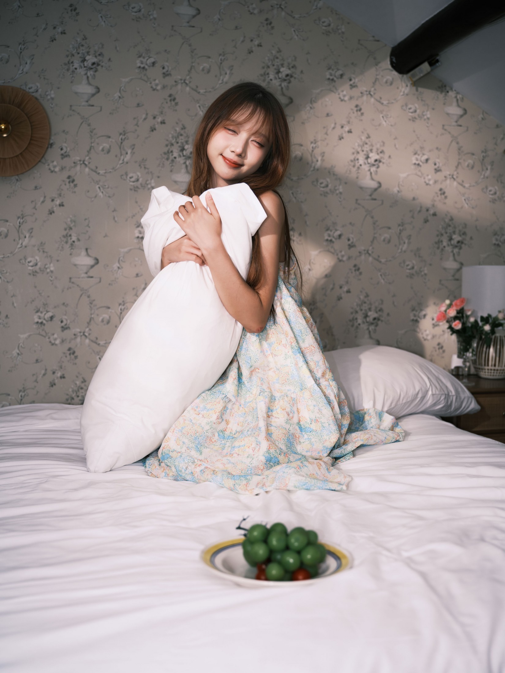 图片[1] - 醒醒 - 《起床梳洗的阁楼少女》[25P] - 机器猫次元 - 机器猫次元
