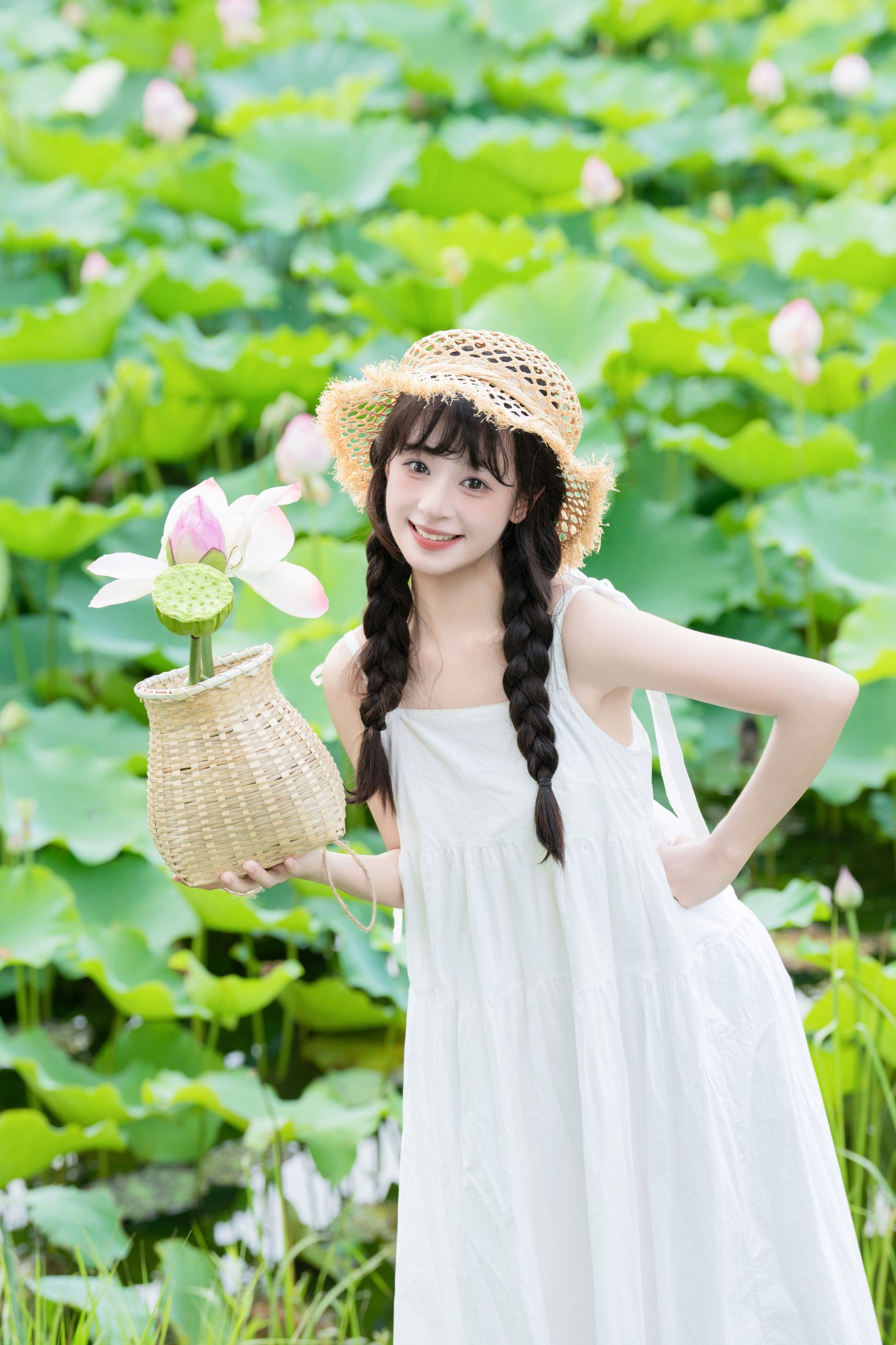 图片[1] - 夏芋小年 - 《荷塘》[27P] - 机器猫次元 - 机器猫次元