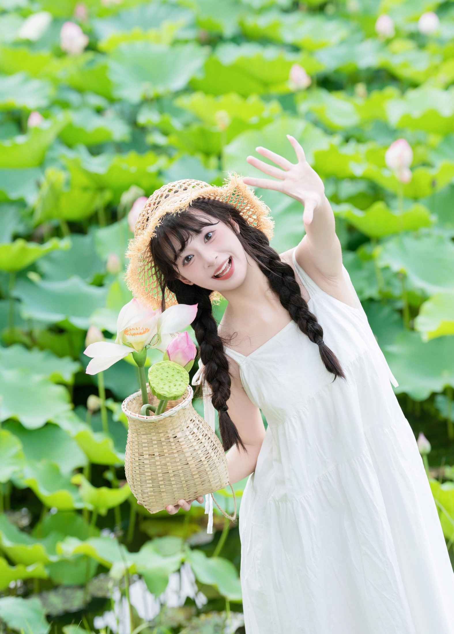 图片[2] - 夏芋小年 - 《荷塘》[27P] - 机器猫次元 - 机器猫次元