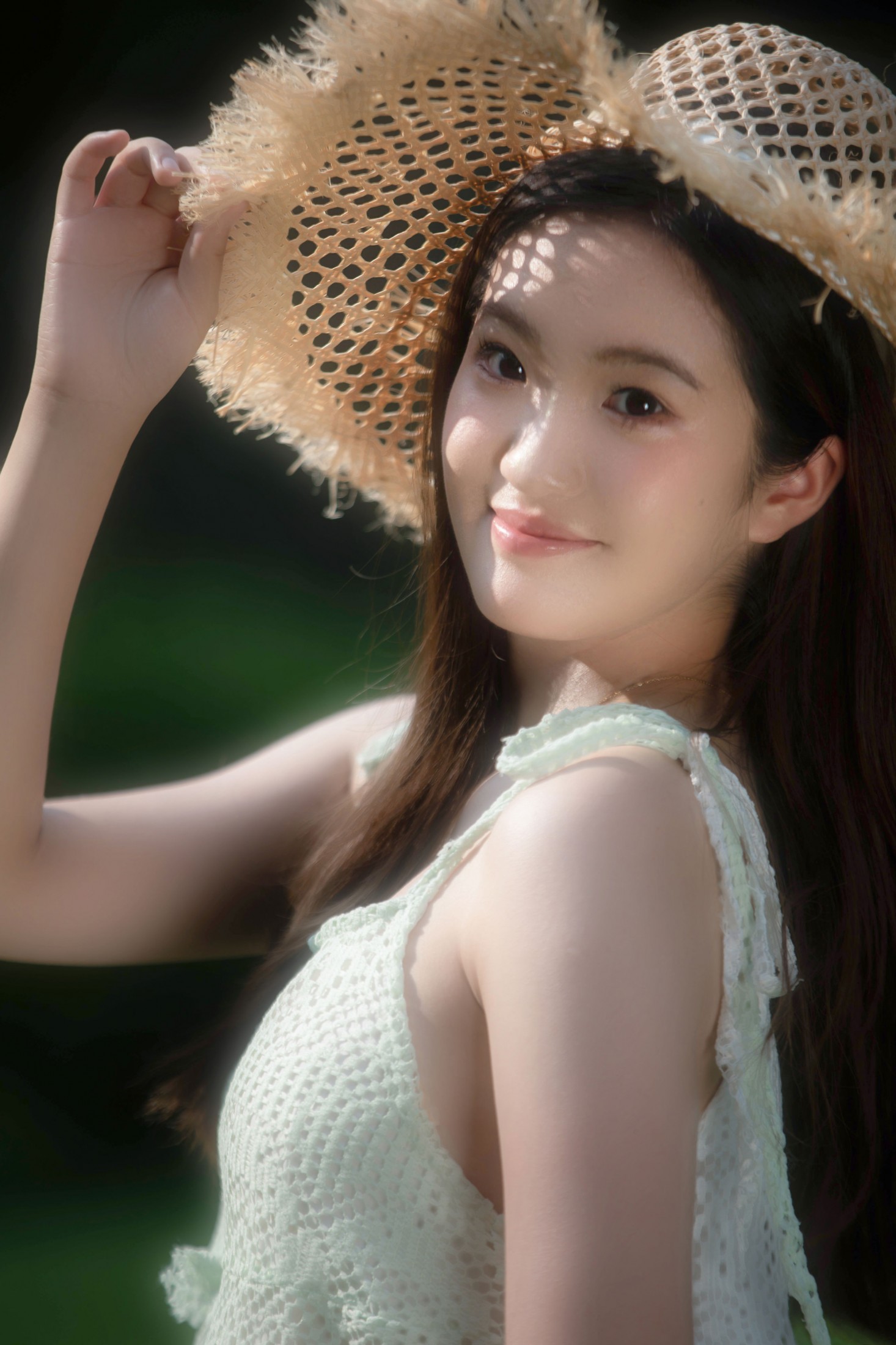 图片[1] - 小雅 - 《草地上的少女》[16P] - 机器猫次元 - 机器猫次元