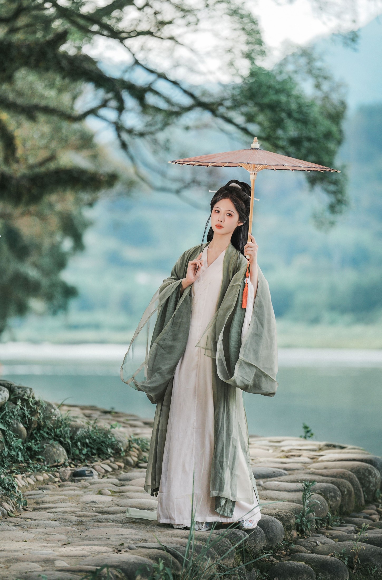 图片[8] - 夏煦 - 《魏晋风人像拍摄-榕水谣》[21P] - 机器猫次元 - 机器猫次元