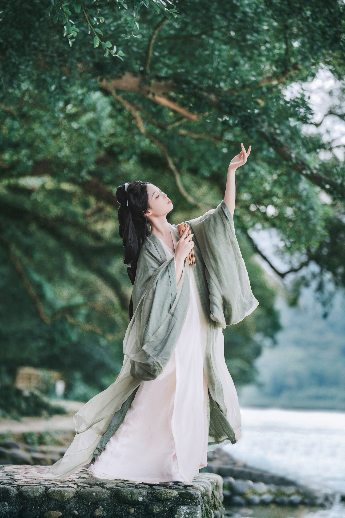 图片[4] - 夏煦 - 《魏晋风人像拍摄-榕水谣》[21P] - 机器猫次元 - 机器猫次元