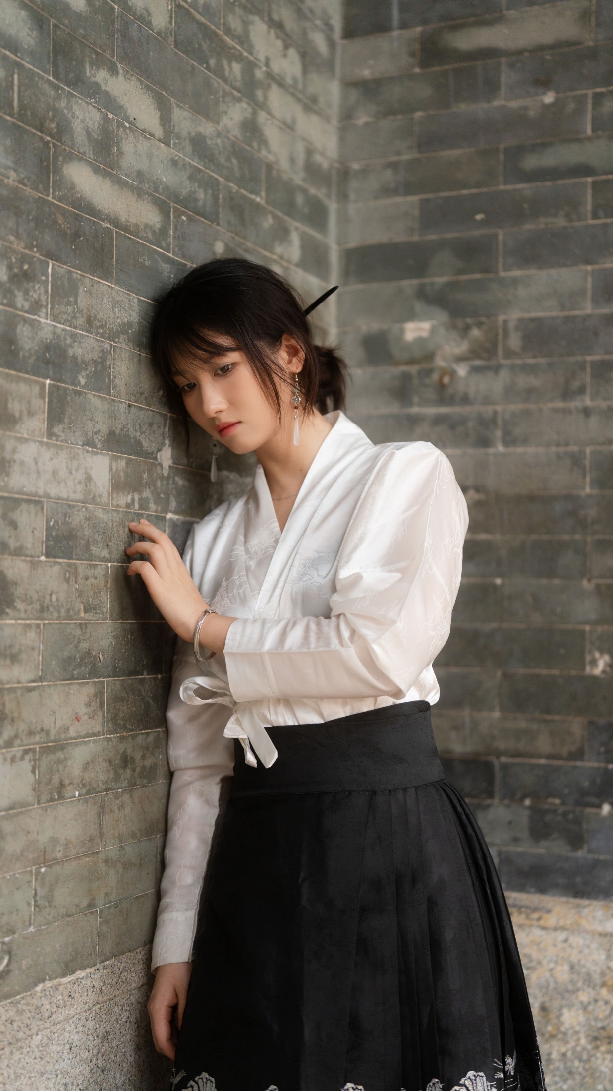 图片[1] - 泡泡小咩 - 《红墙与马面裙》[10P] - 机器猫次元 - 机器猫次元